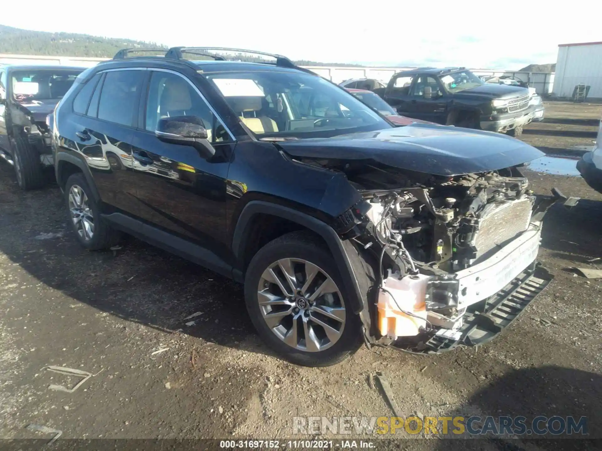 1 Photograph of a damaged car 2T3A1RFV9KC043356 TOYOTA RAV4 2019