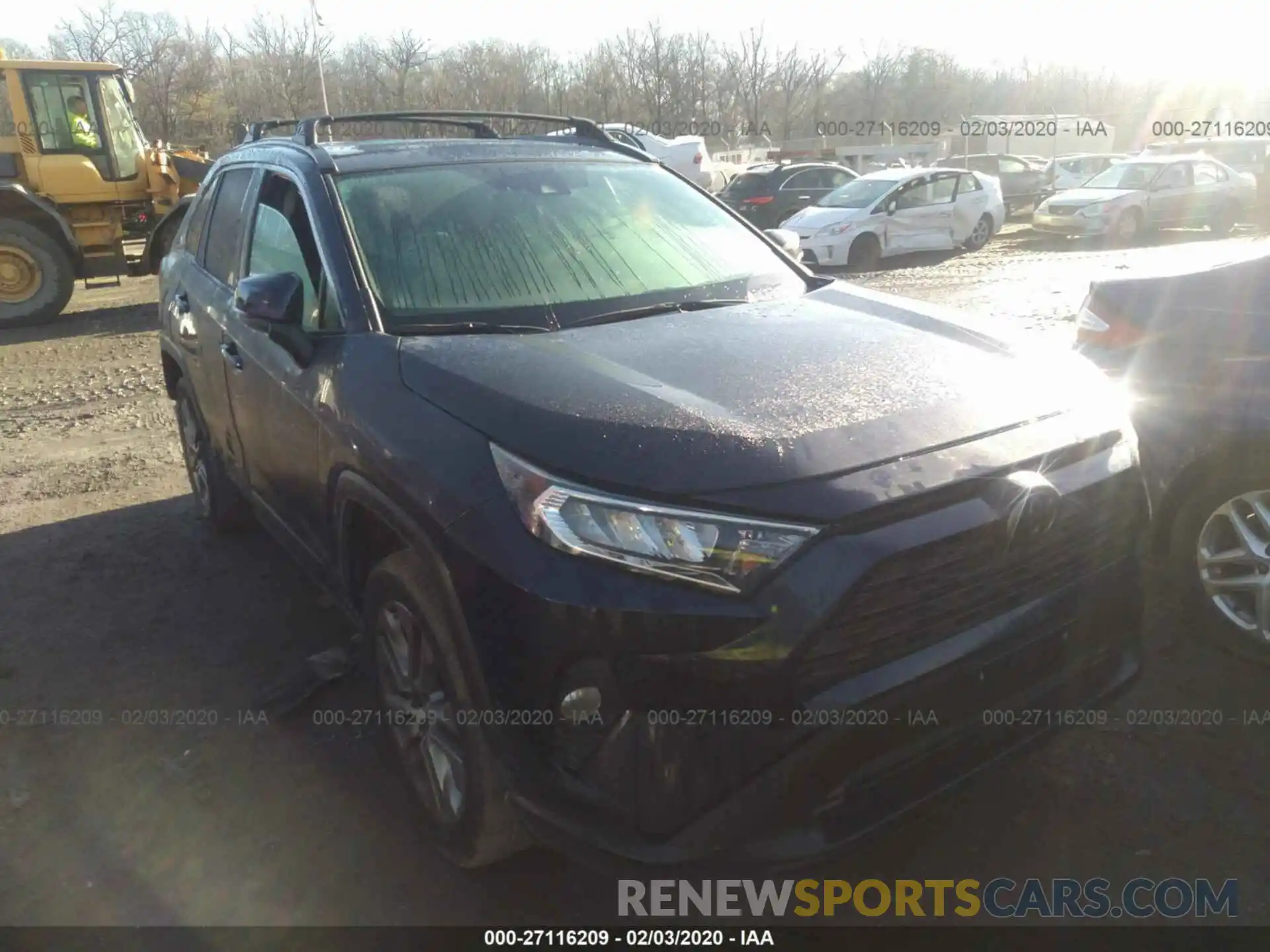 1 Photograph of a damaged car 2T3A1RFV9KW053156 TOYOTA RAV4 2019