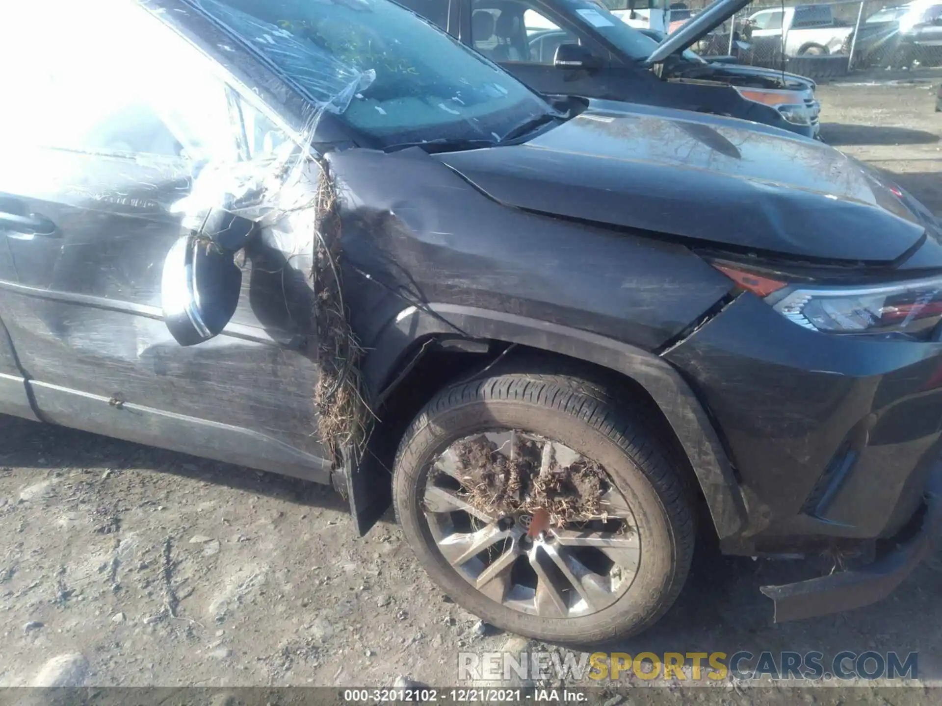 6 Photograph of a damaged car 2T3A1RFV9KW054081 TOYOTA RAV4 2019