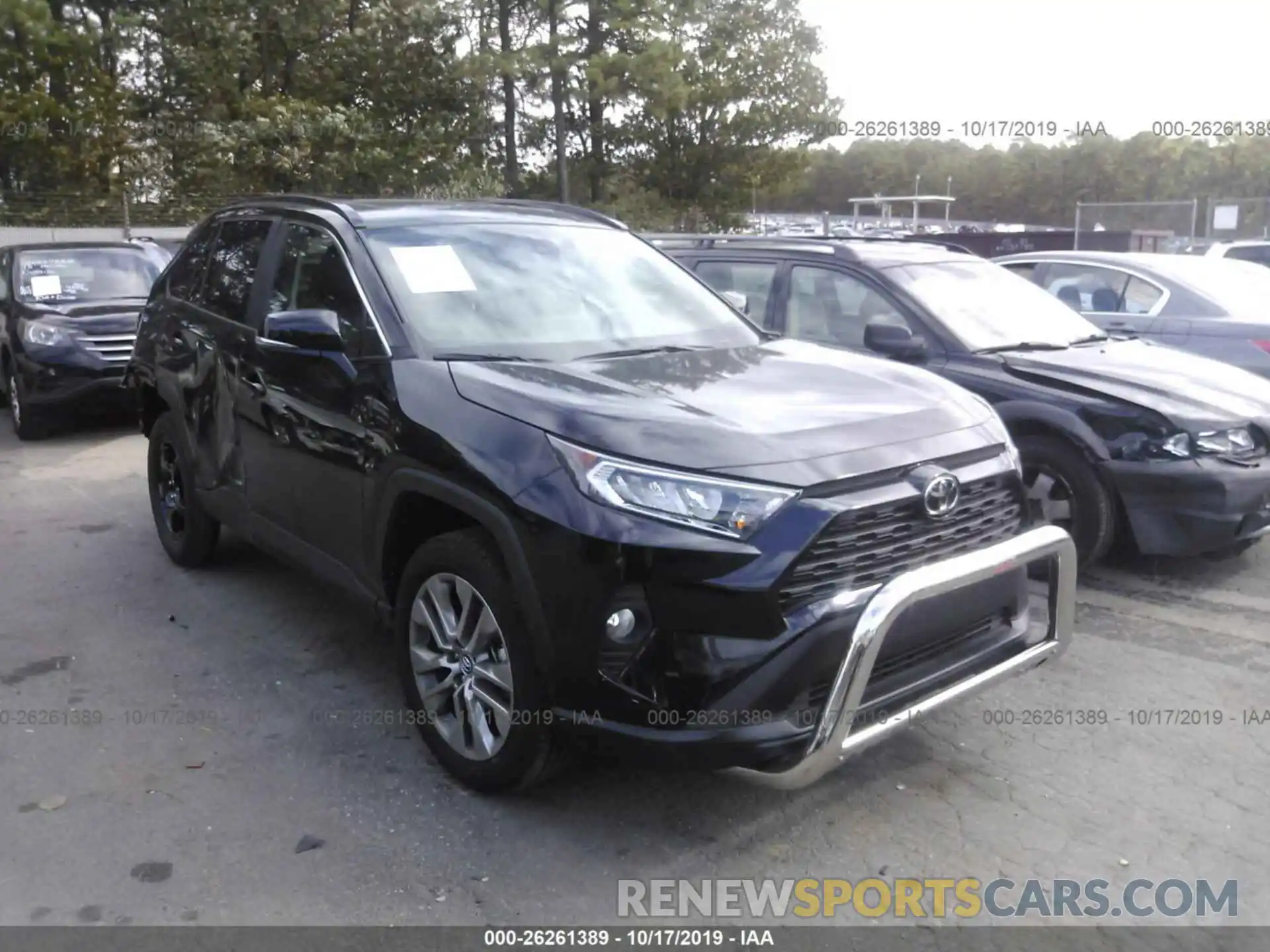 1 Photograph of a damaged car 2T3A1RFV9KW062553 TOYOTA RAV4 2019