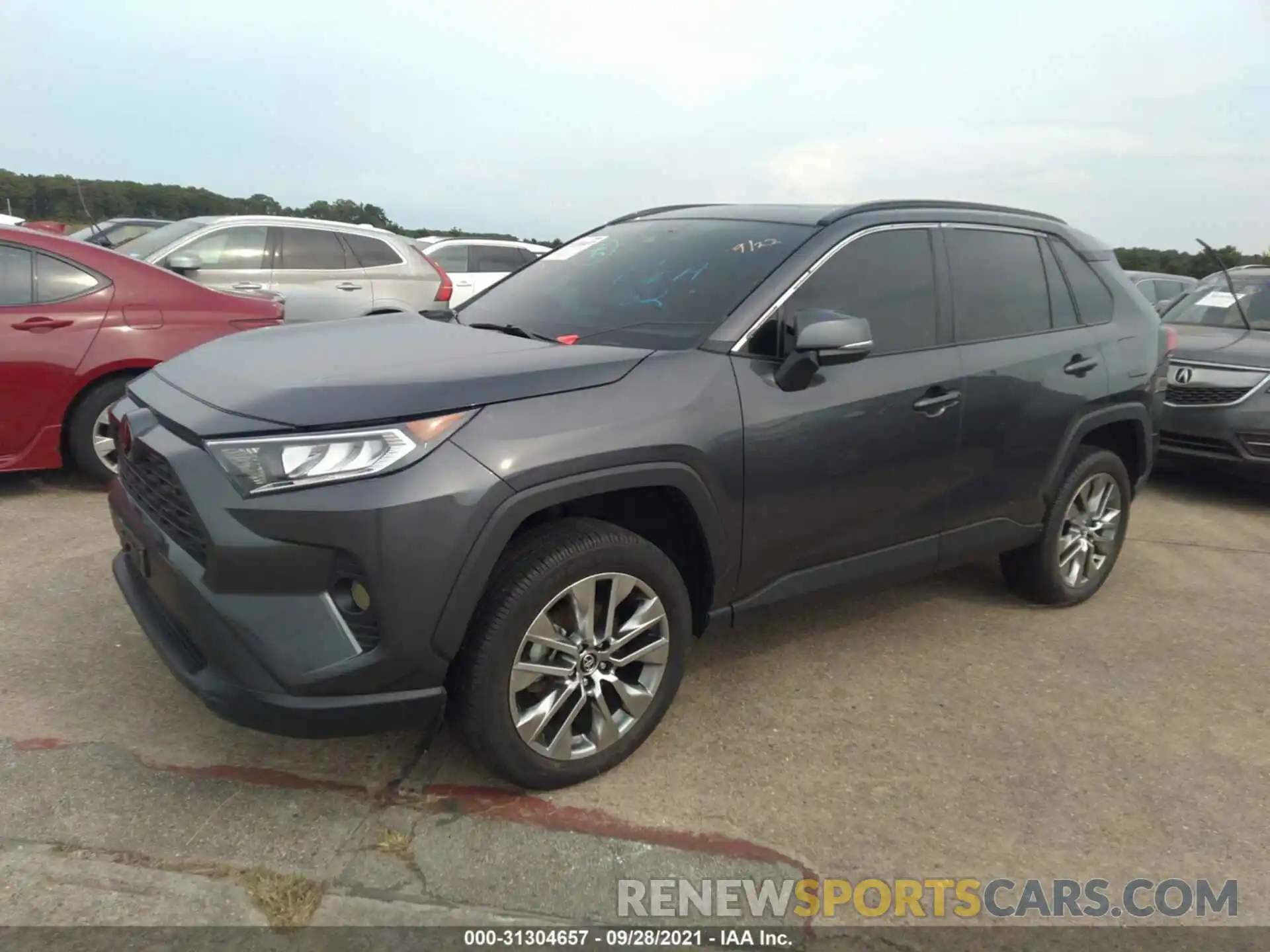 2 Фотография поврежденного автомобиля 2T3A1RFV9KW062665 TOYOTA RAV4 2019