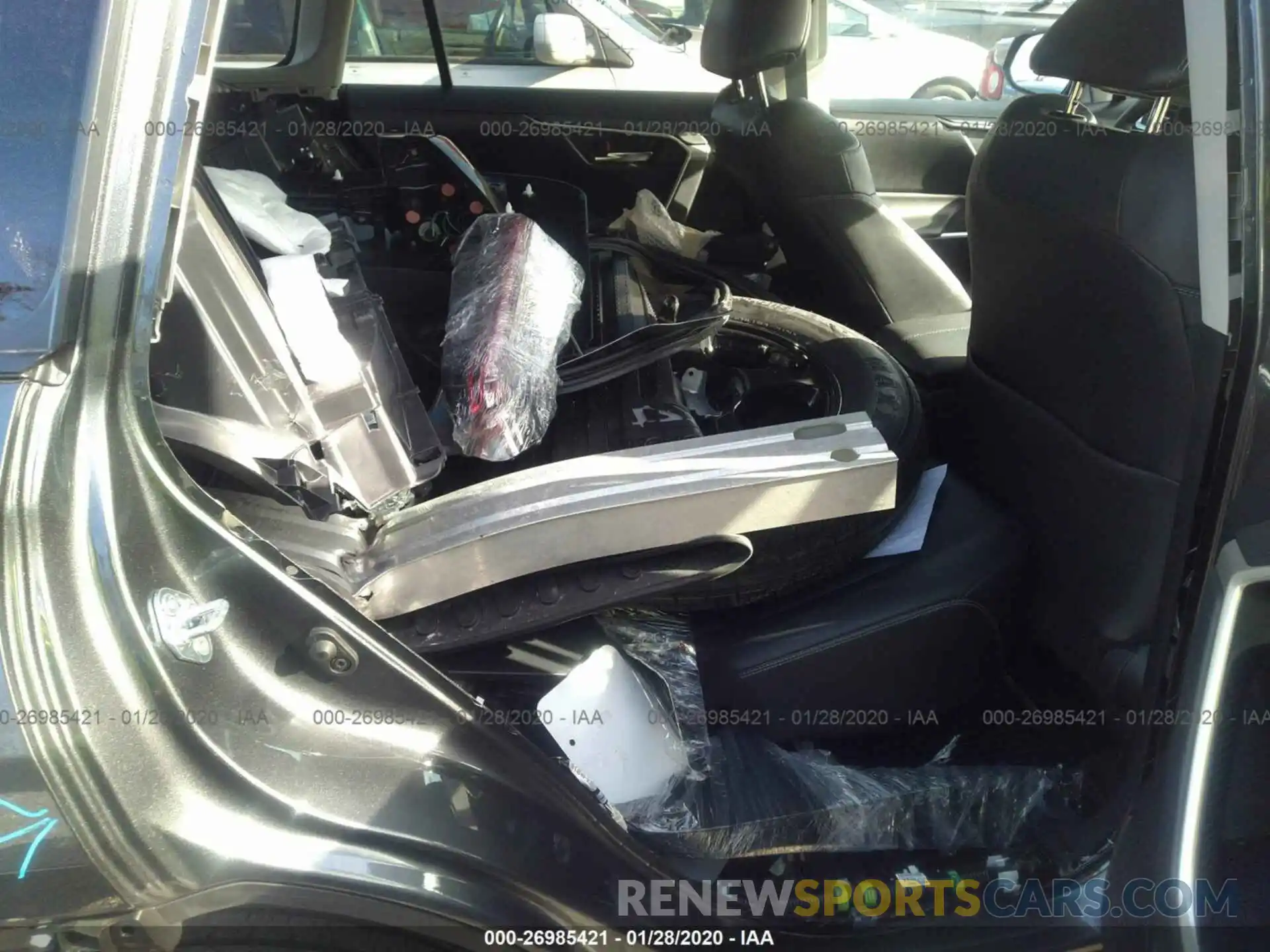 8 Photograph of a damaged car 2T3A1RFVXKC027330 TOYOTA RAV4 2019