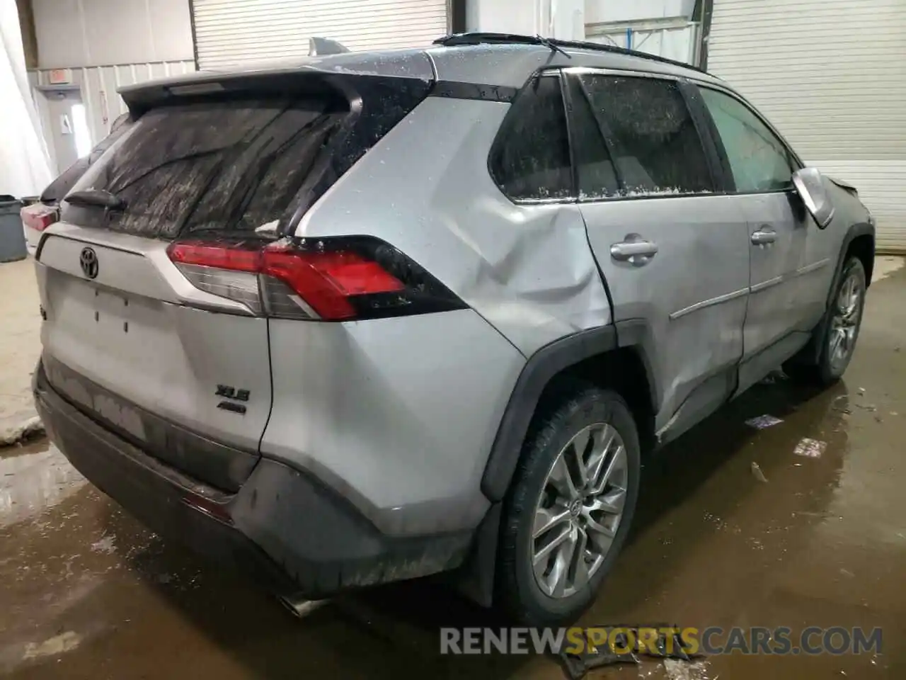 4 Photograph of a damaged car 2T3A1RFVXKC039493 TOYOTA RAV4 2019