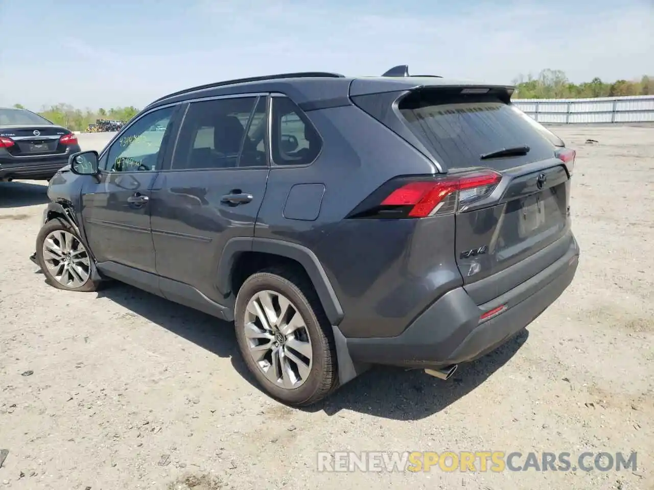 3 Фотография поврежденного автомобиля 2T3A1RFVXKC057508 TOYOTA RAV4 2019