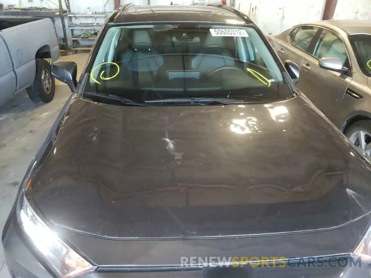 9 Photograph of a damaged car 2T3A1RFVXKW008436 TOYOTA RAV4 2019