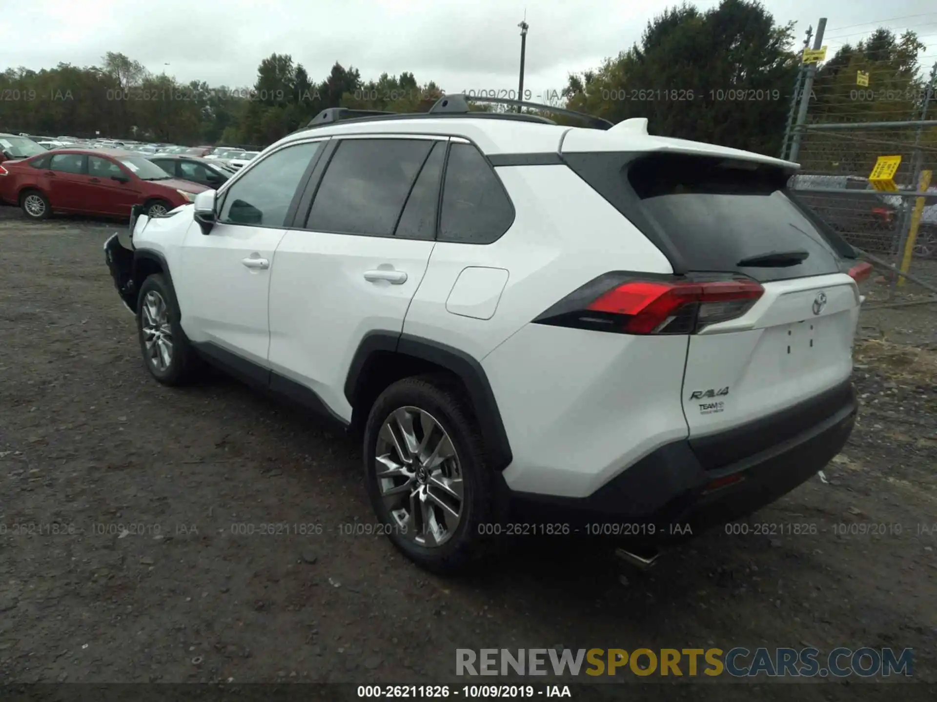 3 Photograph of a damaged car 2T3A1RFVXKW051321 TOYOTA RAV4 2019