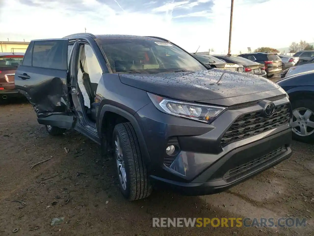 1 Фотография поврежденного автомобиля 2T3A1RFVXKW070001 TOYOTA RAV4 2019