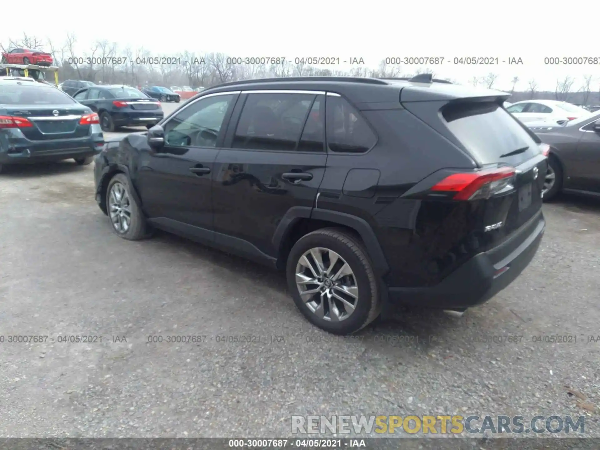 3 Photograph of a damaged car 2T3A1RFVXKW075960 TOYOTA RAV4 2019