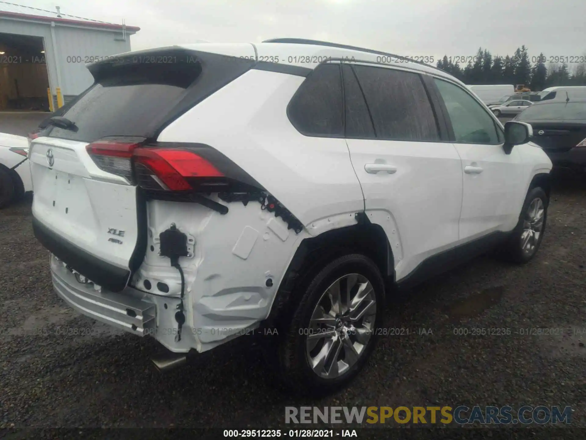 4 Photograph of a damaged car 2T3A1RFVXKW079572 TOYOTA RAV4 2019