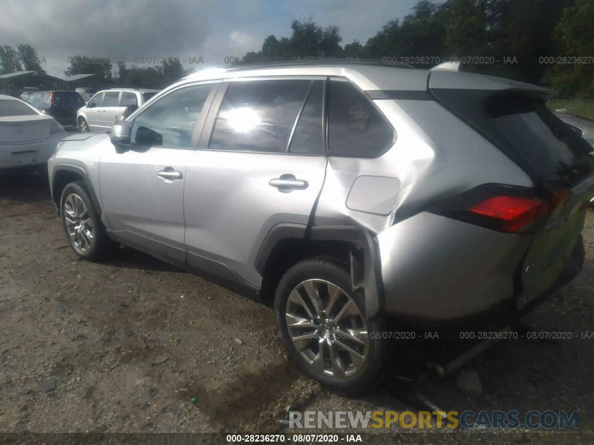 3 Фотография поврежденного автомобиля 2T3A1RFVXKW081595 TOYOTA RAV4 2019