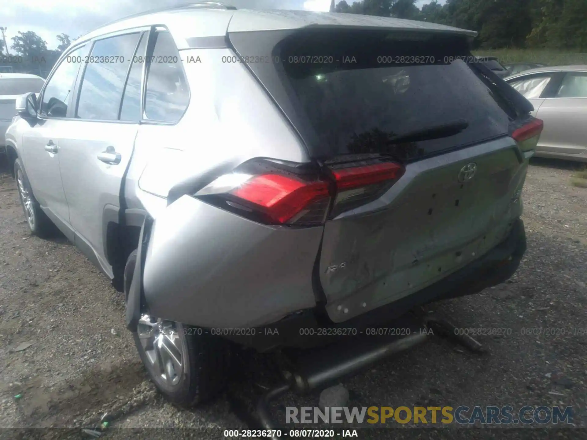 6 Photograph of a damaged car 2T3A1RFVXKW081595 TOYOTA RAV4 2019