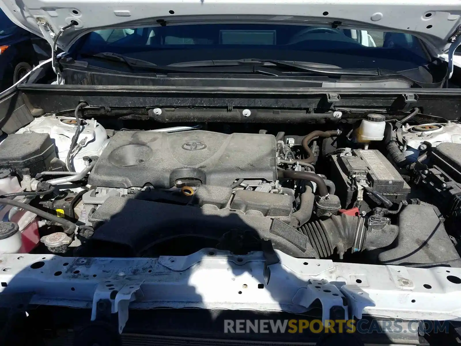 7 Photograph of a damaged car 2T3B1RFV1KW013075 TOYOTA RAV4 2019