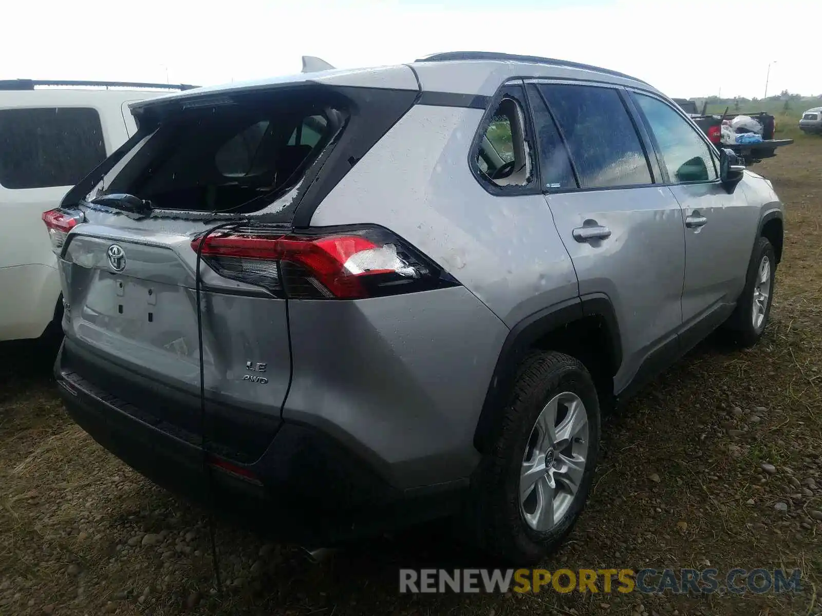 4 Photograph of a damaged car 2T3B1RFV1KW077309 TOYOTA RAV4 2019