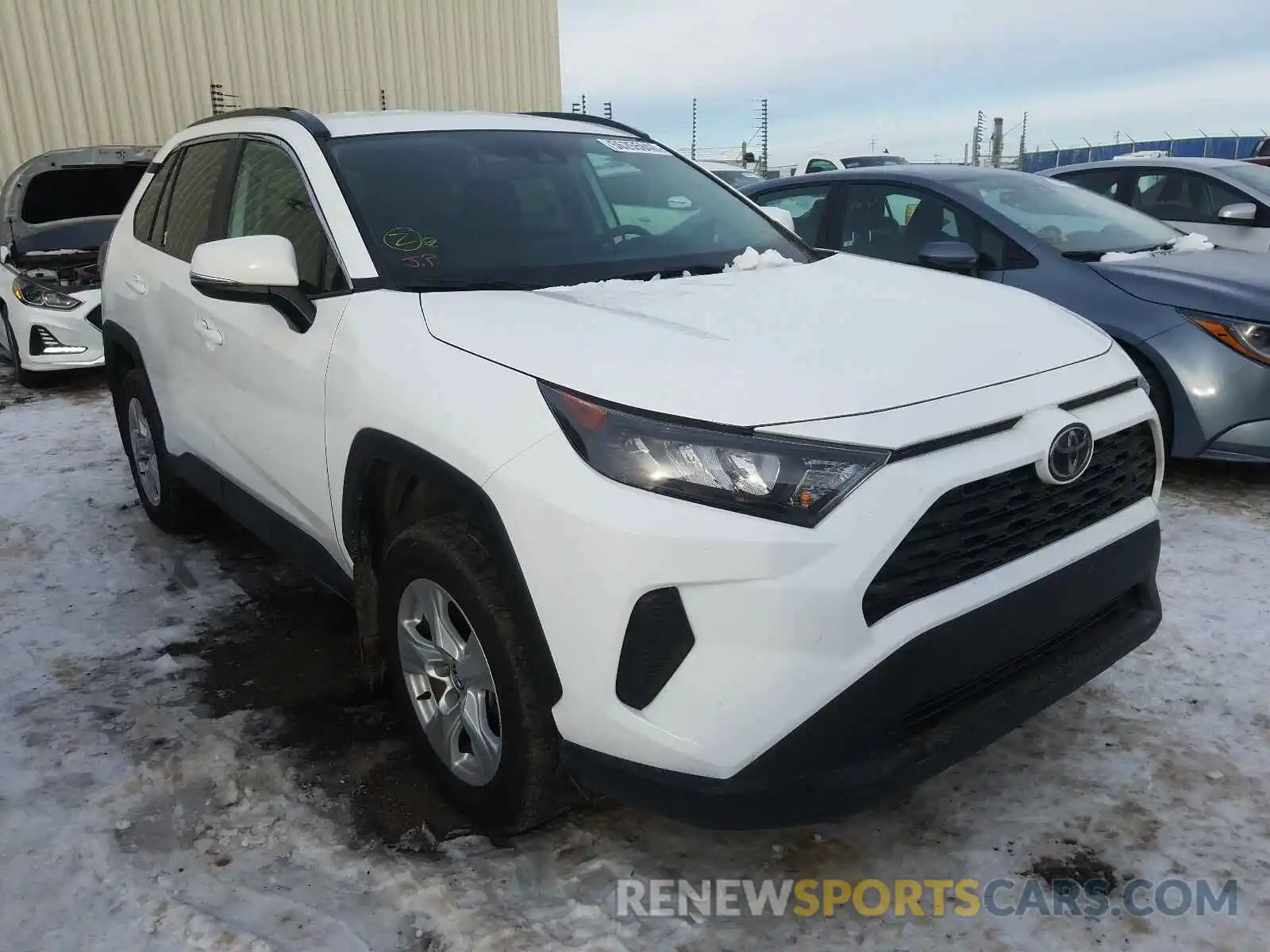 1 Photograph of a damaged car 2T3B1RFV3KC020191 TOYOTA RAV4 2019