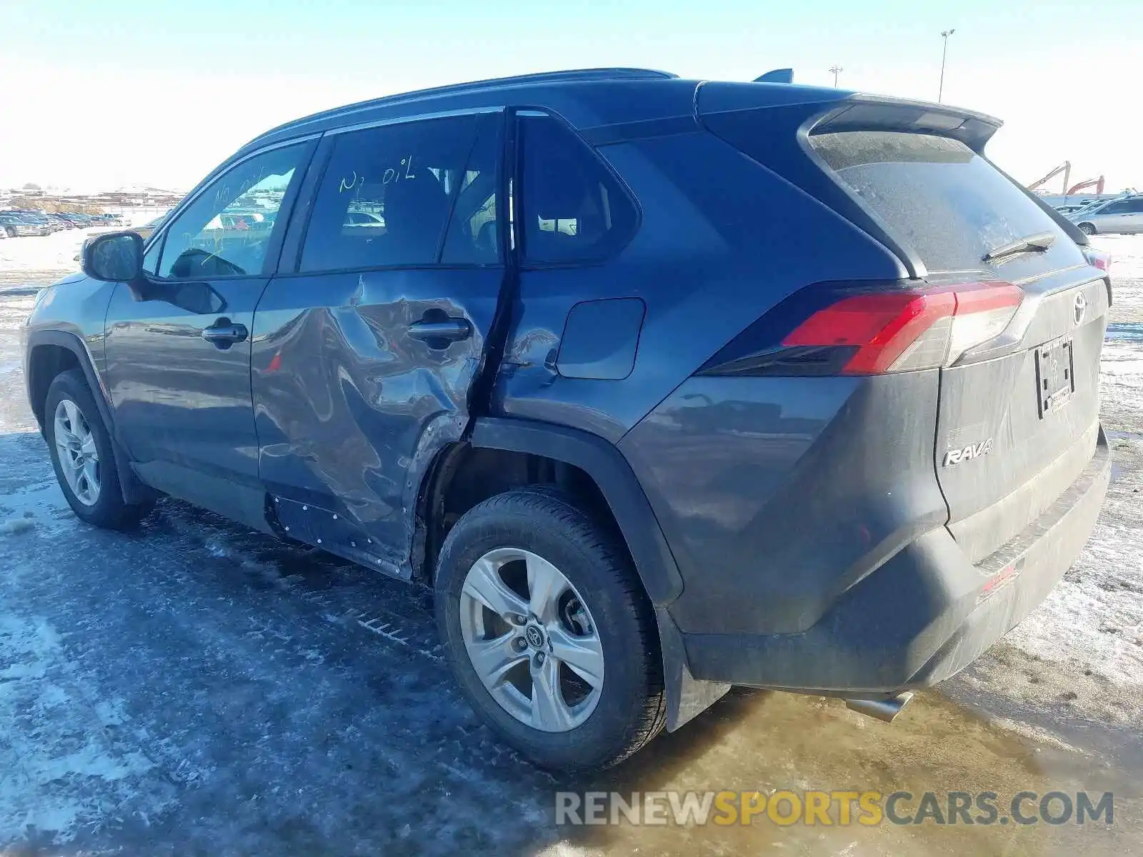 3 Photograph of a damaged car 2T3B1RFV5KW078446 TOYOTA RAV4 2019