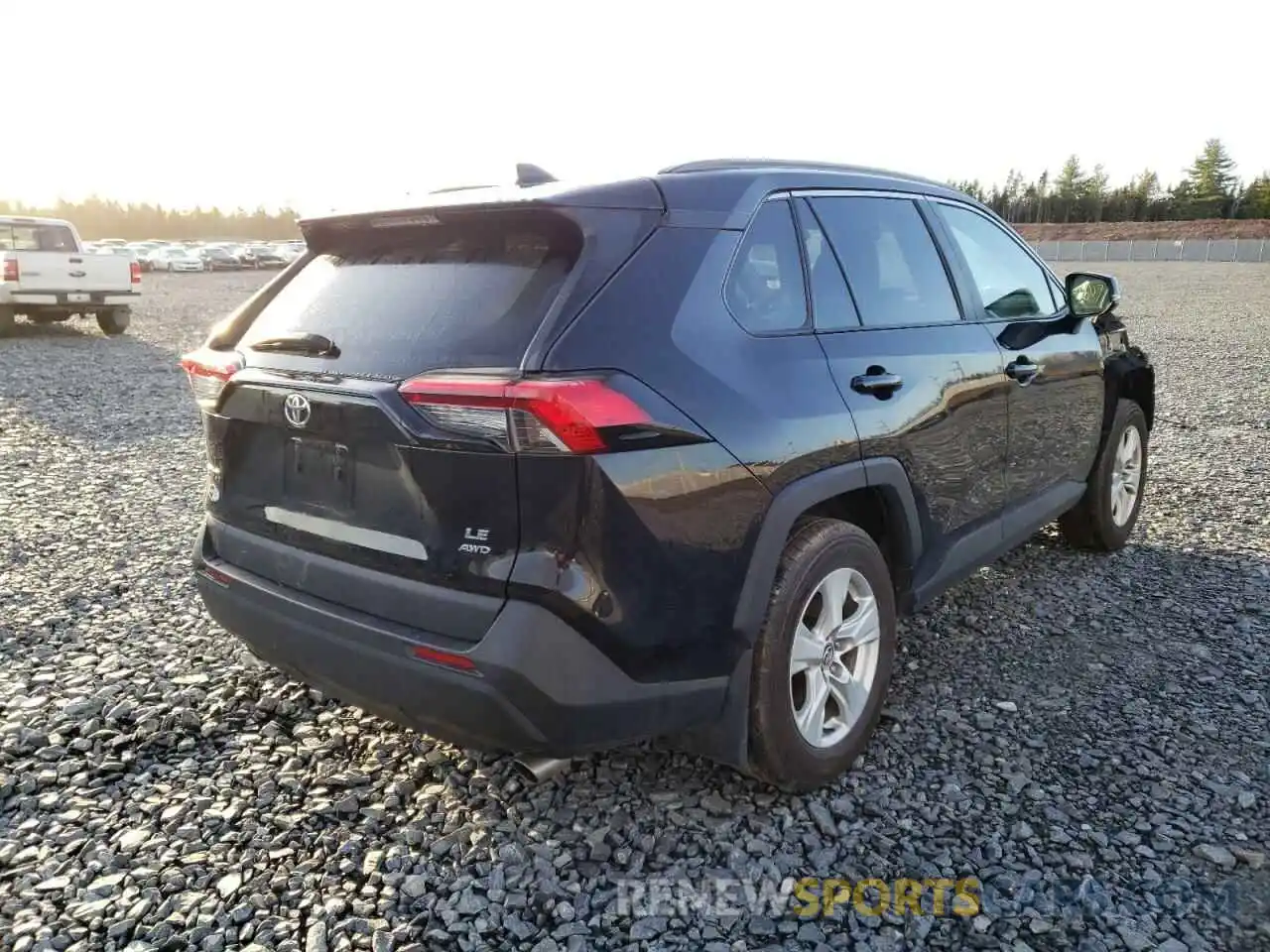 4 Фотография поврежденного автомобиля 2T3B1RFV6KC027281 TOYOTA RAV4 2019