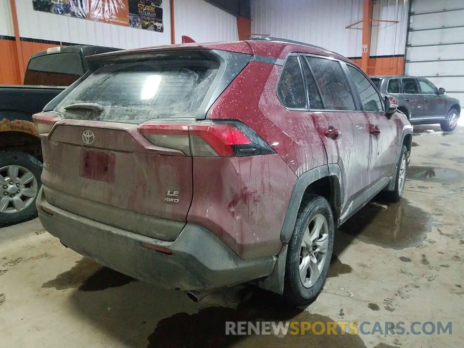 4 Photograph of a damaged car 2T3B1RFV7KW032763 TOYOTA RAV4 2019