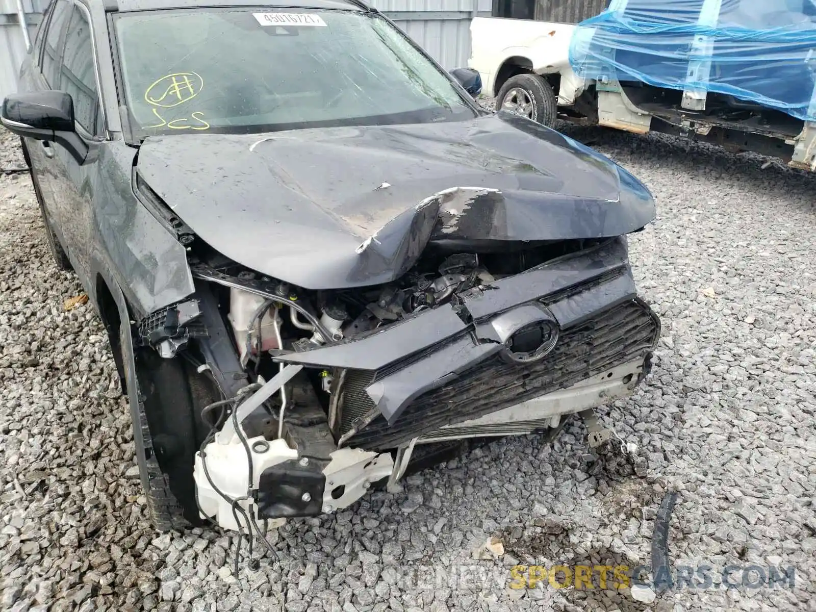 9 Photograph of a damaged car 2T3B1RFV8KC027234 TOYOTA RAV4 2019