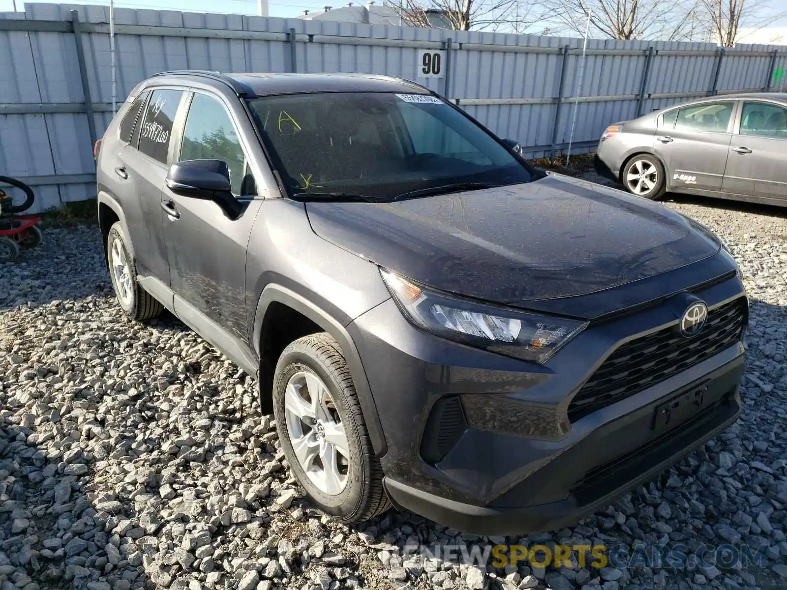 1 Photograph of a damaged car 2T3B1RFV8KW079302 TOYOTA RAV4 2019