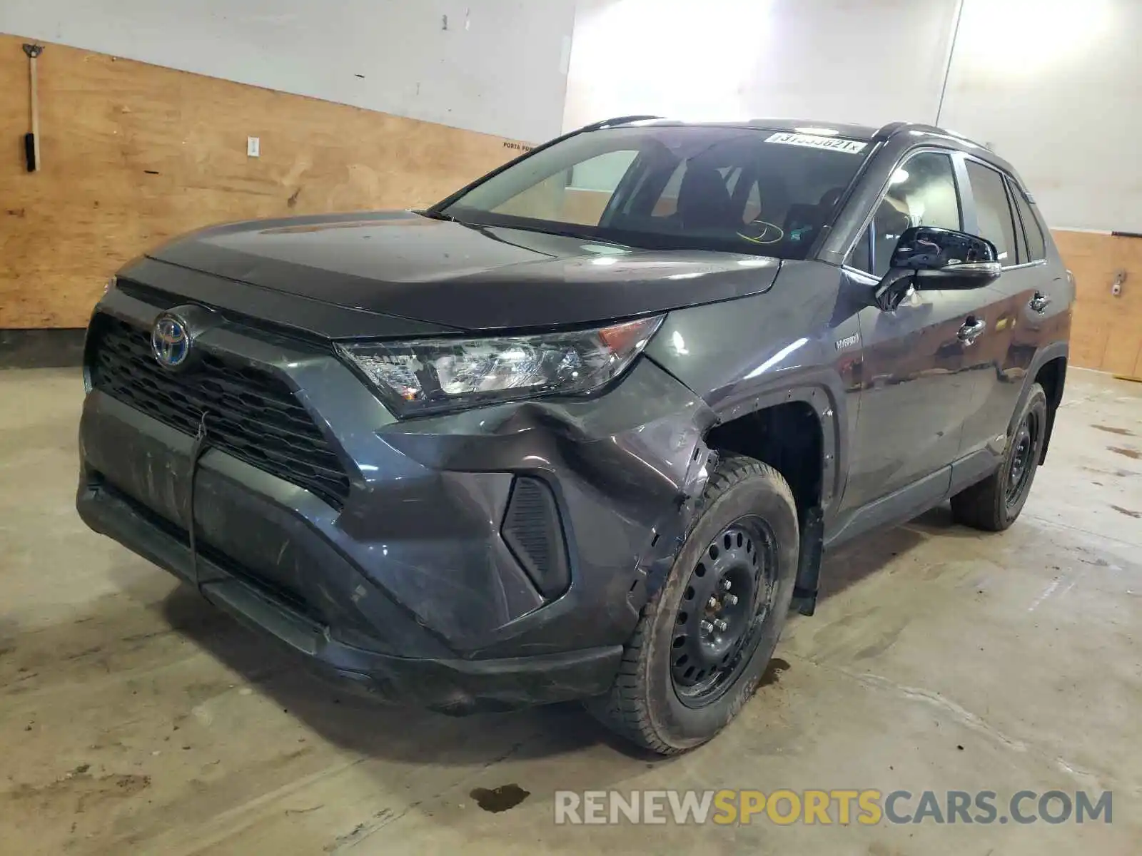 2 Photograph of a damaged car 2T3BWRFV4KW009006 TOYOTA RAV4 2019