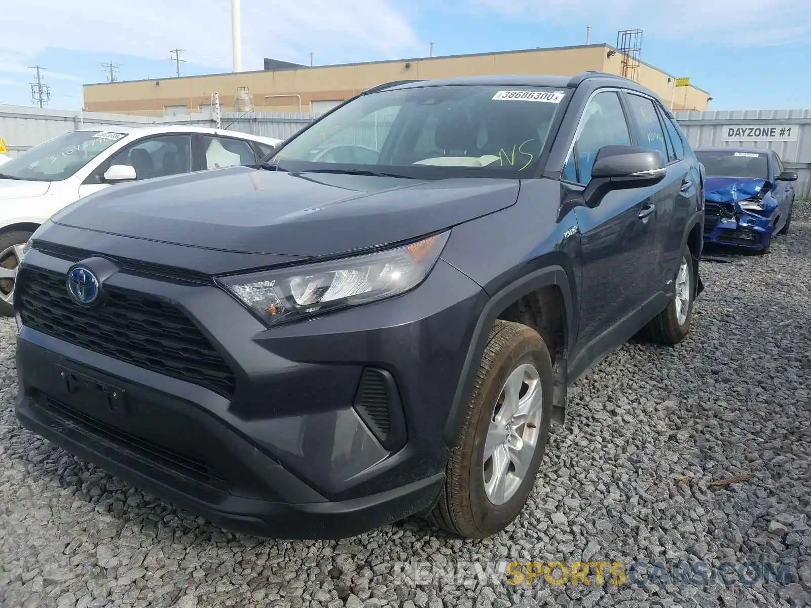 2 Photograph of a damaged car 2T3BWRFV6KW001277 TOYOTA RAV4 2019