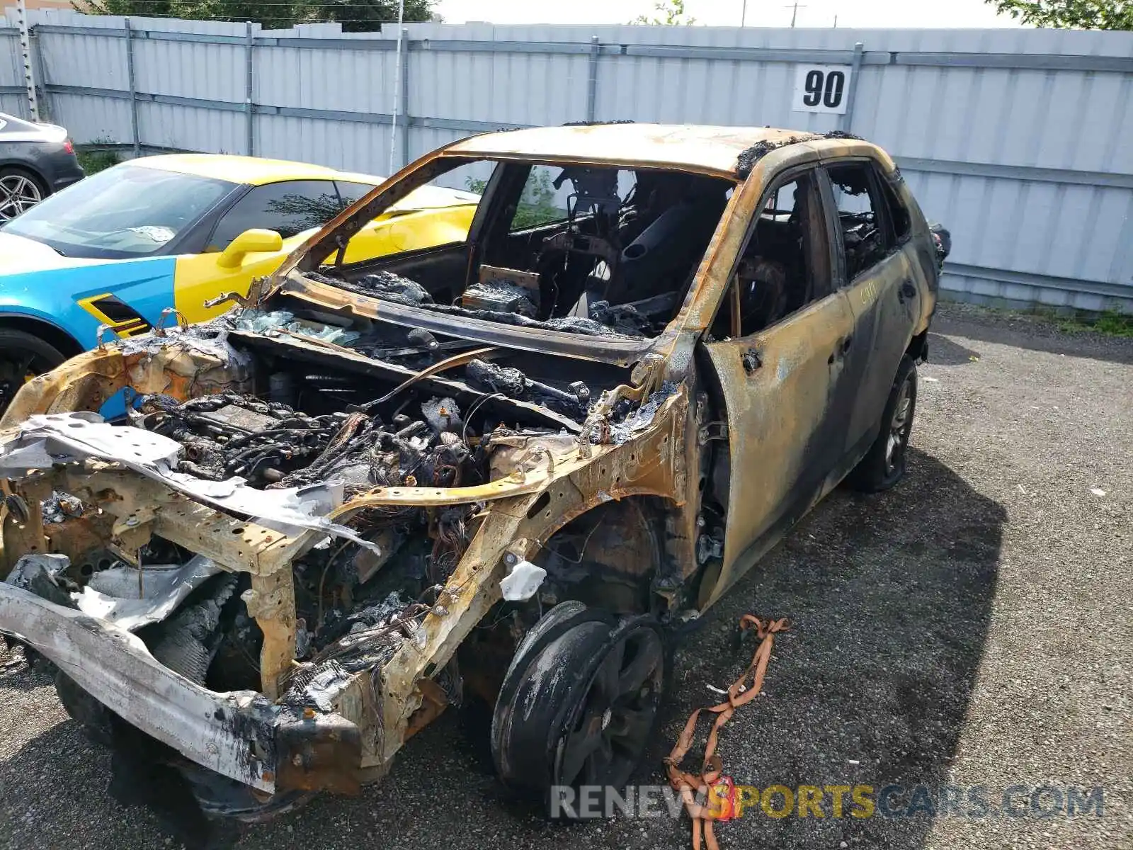 10 Photograph of a damaged car 2T3BWRFV9KW004805 TOYOTA RAV4 2019