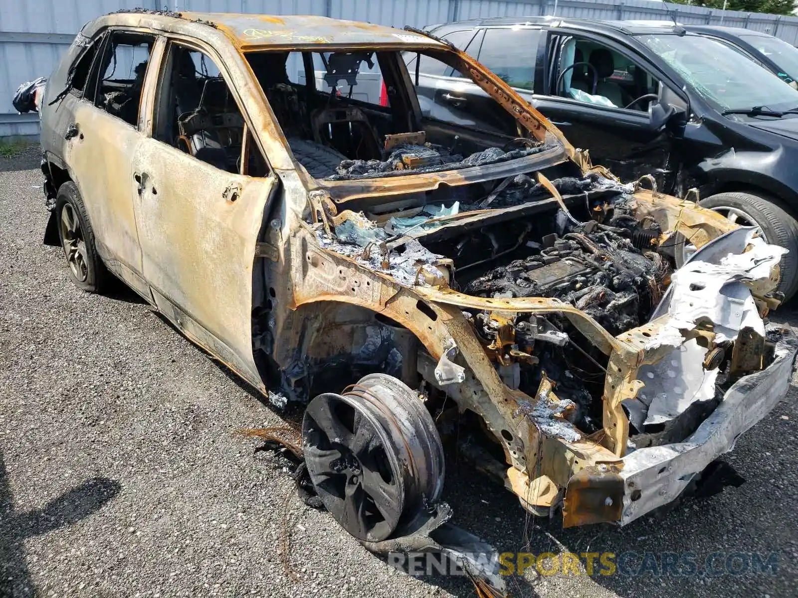 9 Photograph of a damaged car 2T3BWRFV9KW004805 TOYOTA RAV4 2019