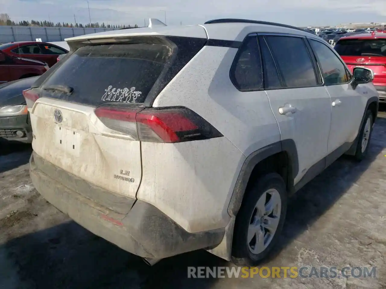 4 Фотография поврежденного автомобиля 2T3BWRFV9KW010118 TOYOTA RAV4 2019