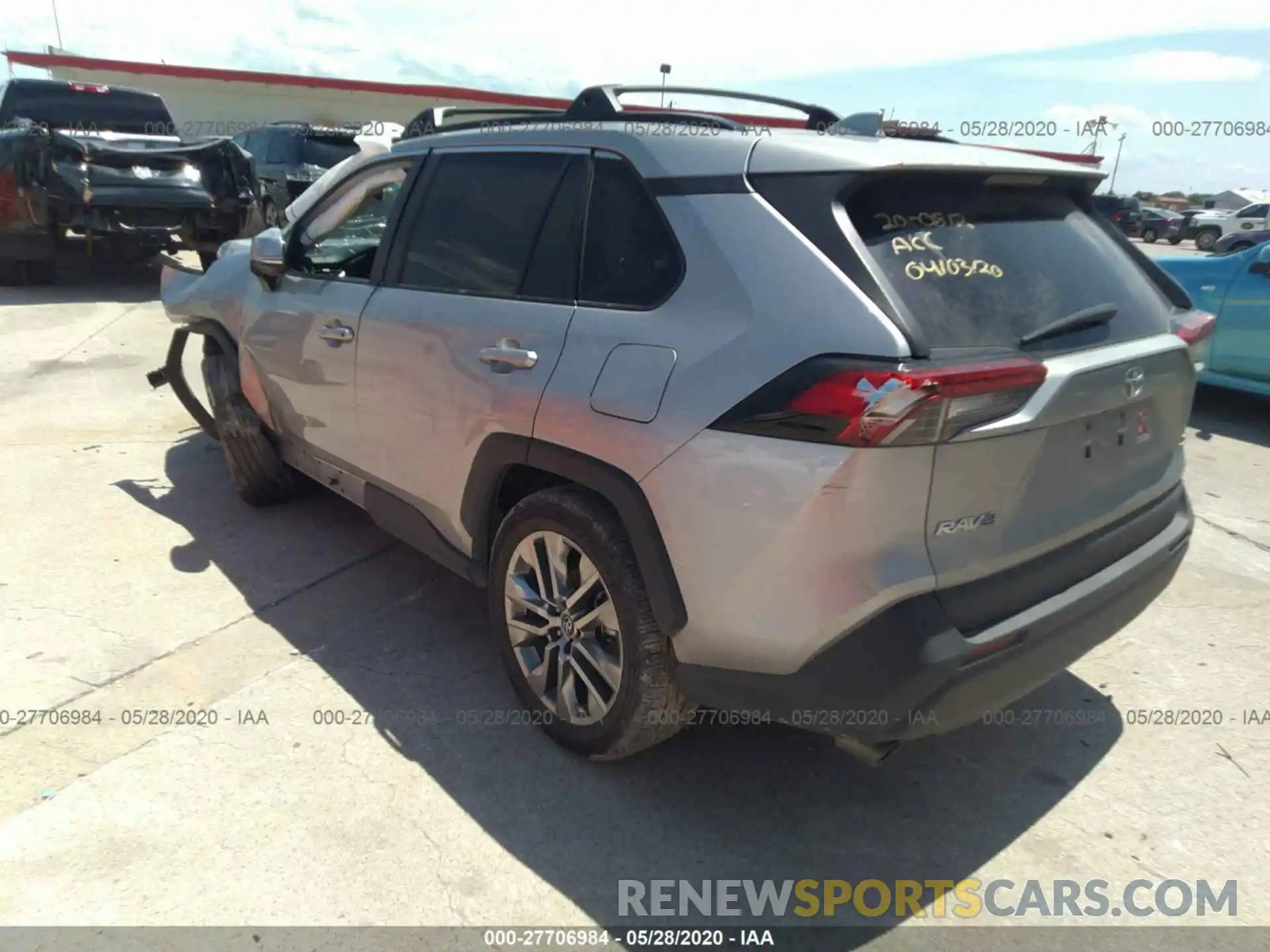 3 Photograph of a damaged car 2T3C1RFV0KC012036 TOYOTA RAV4 2019