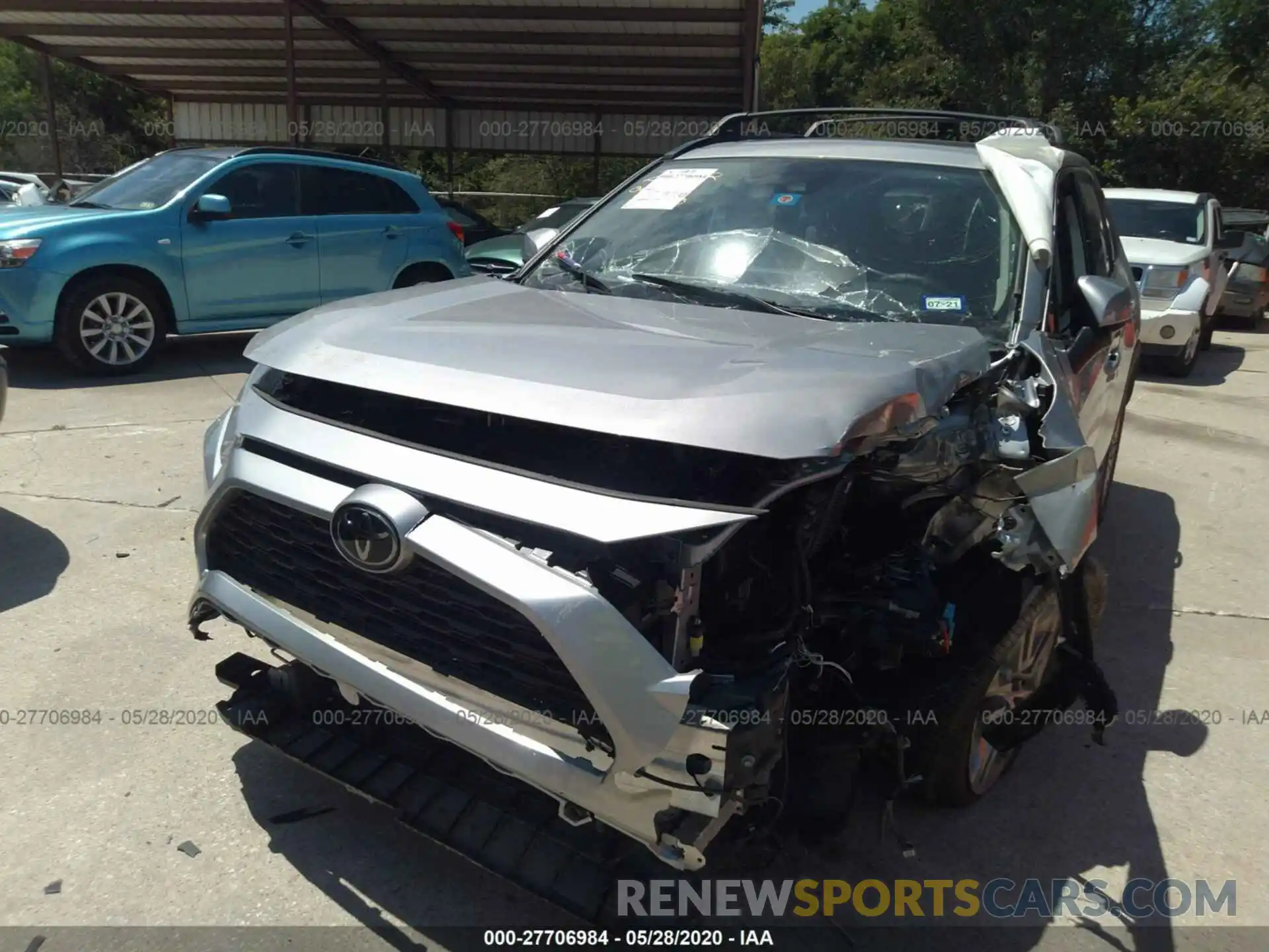 6 Photograph of a damaged car 2T3C1RFV0KC012036 TOYOTA RAV4 2019