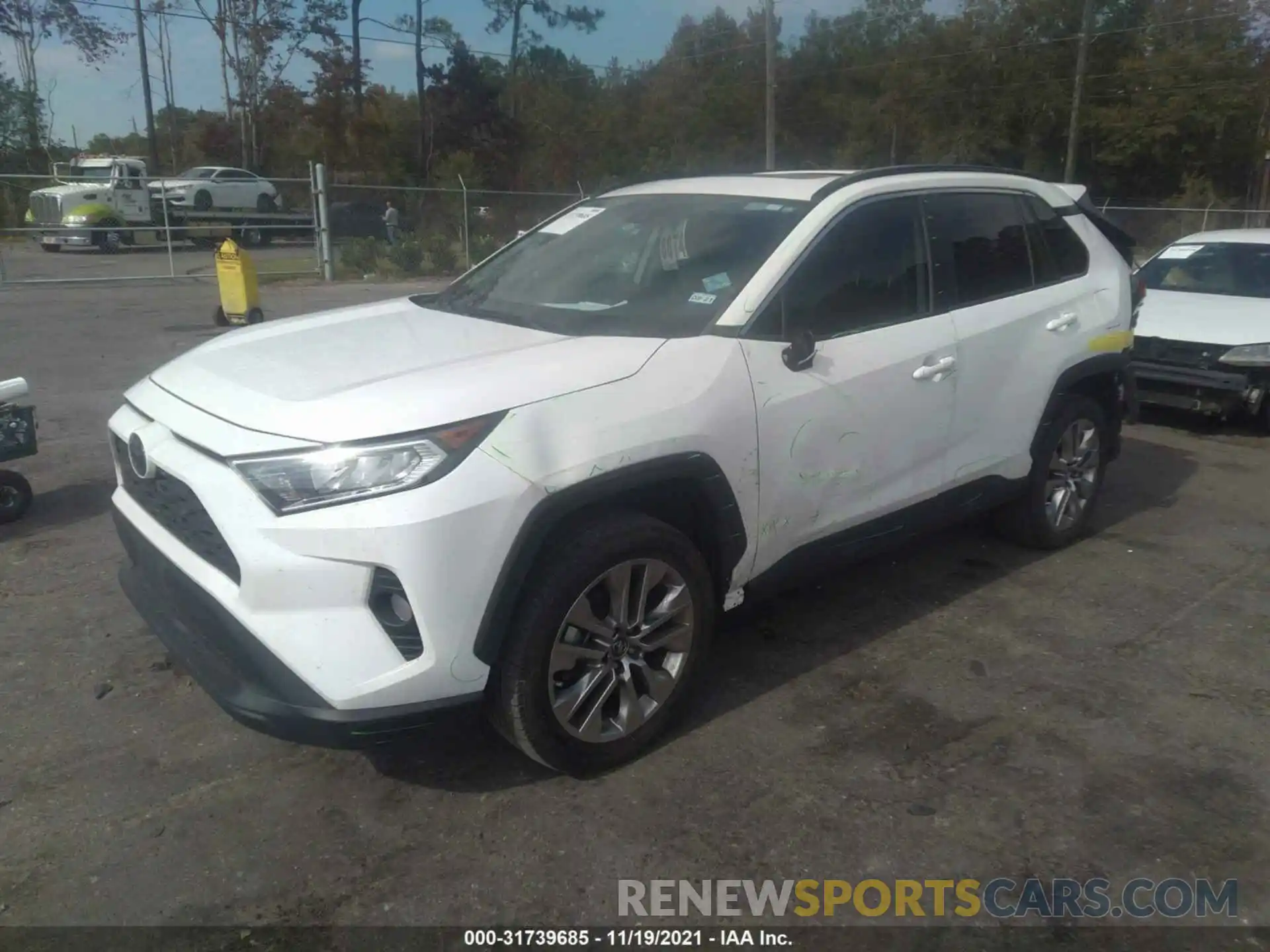 2 Photograph of a damaged car 2T3C1RFV0KC022923 TOYOTA RAV4 2019