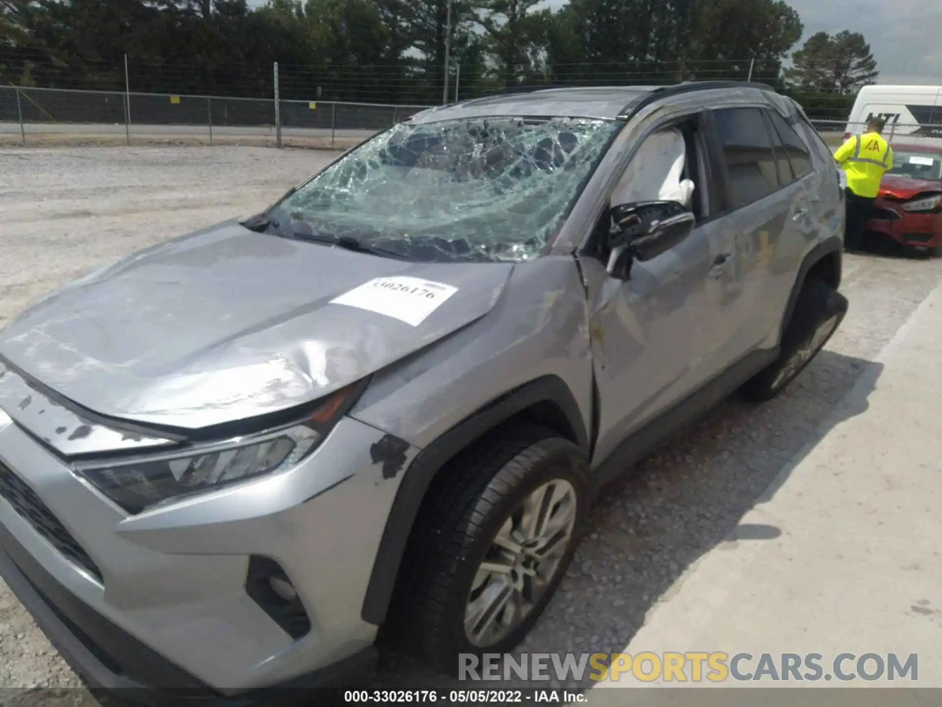 6 Photograph of a damaged car 2T3C1RFV0KW018921 TOYOTA RAV4 2019