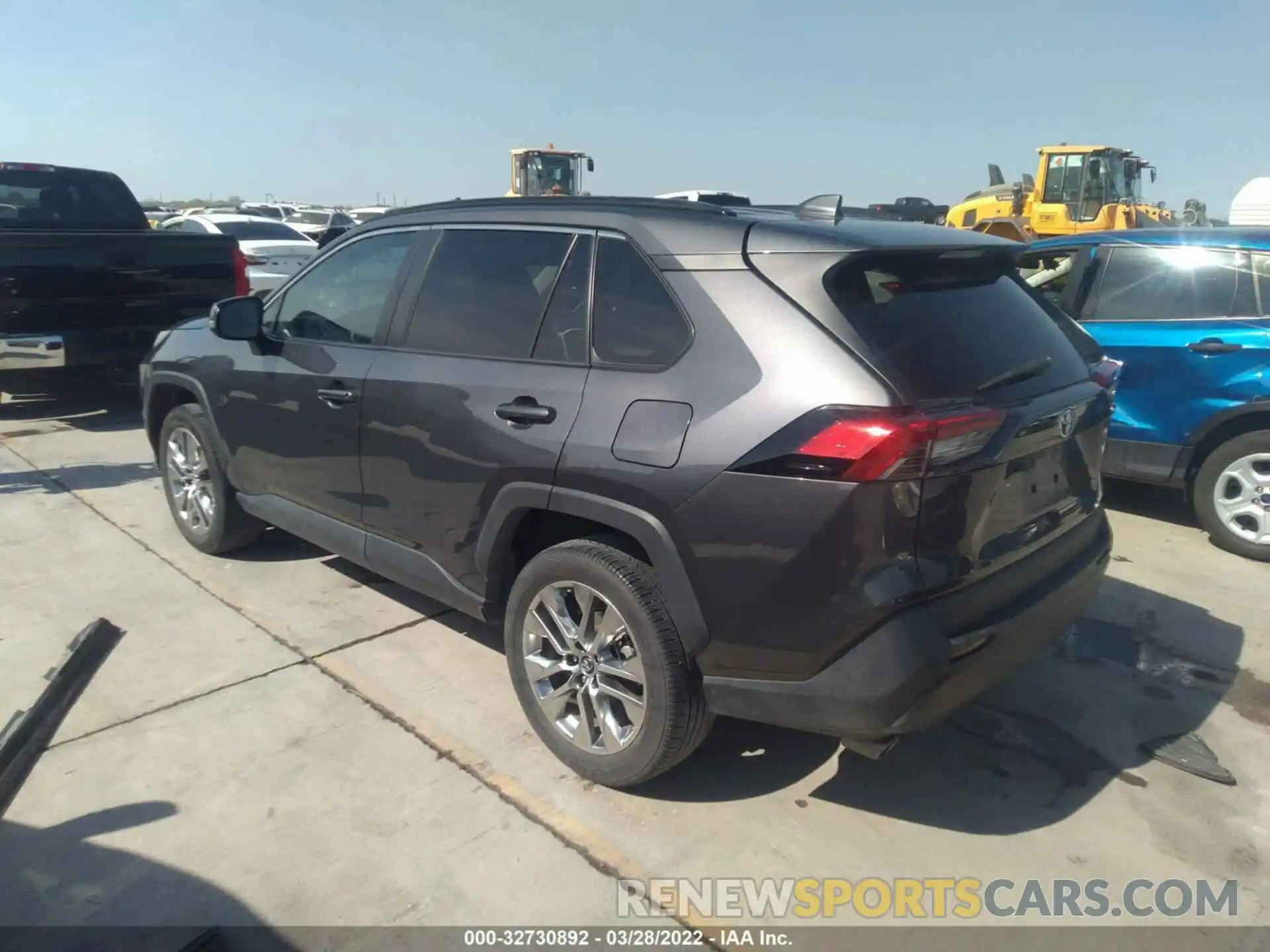 3 Фотография поврежденного автомобиля 2T3C1RFV0KW023424 TOYOTA RAV4 2019