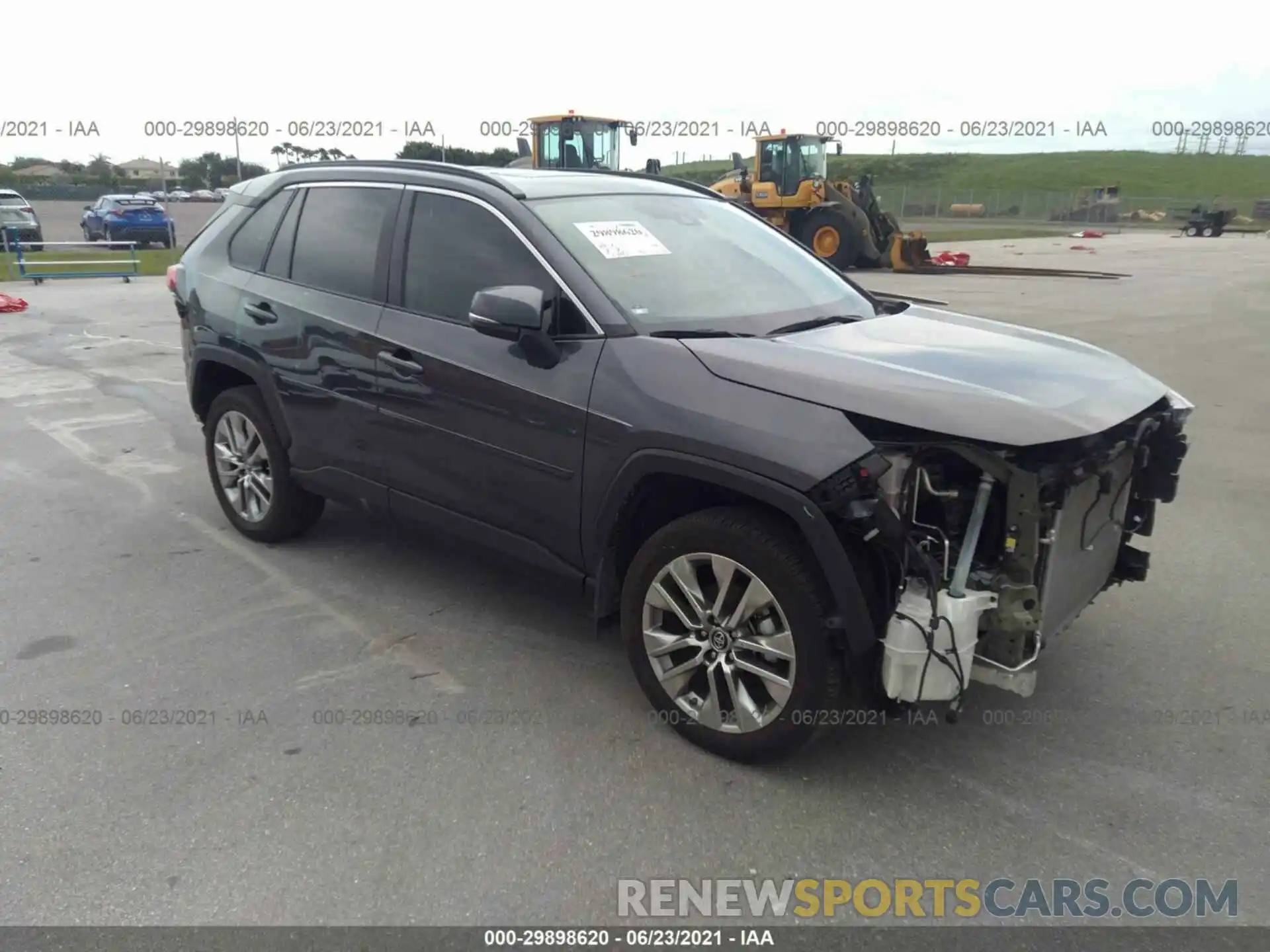 1 Photograph of a damaged car 2T3C1RFV0KW025612 TOYOTA RAV4 2019