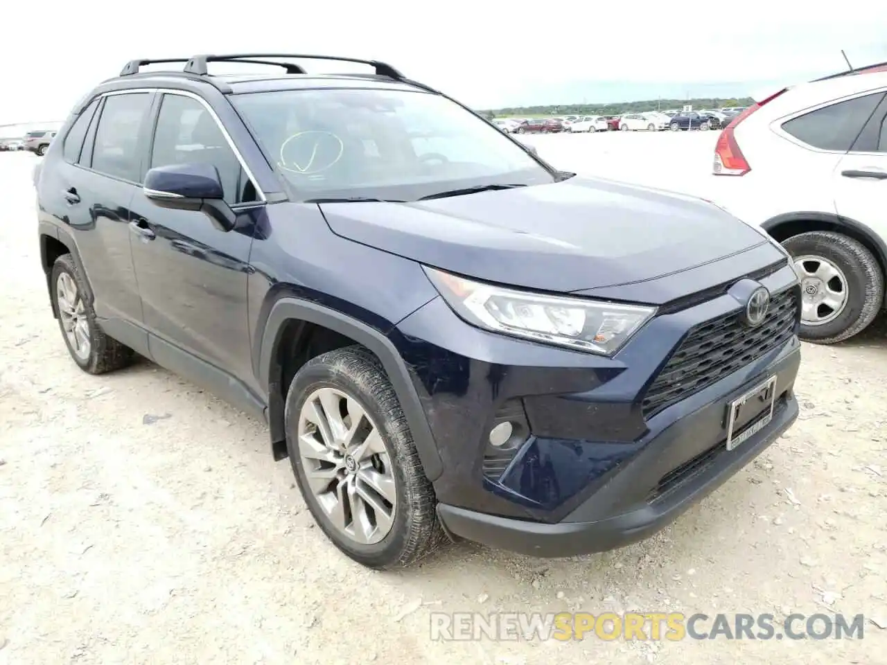 1 Photograph of a damaged car 2T3C1RFV0KW038408 TOYOTA RAV4 2019