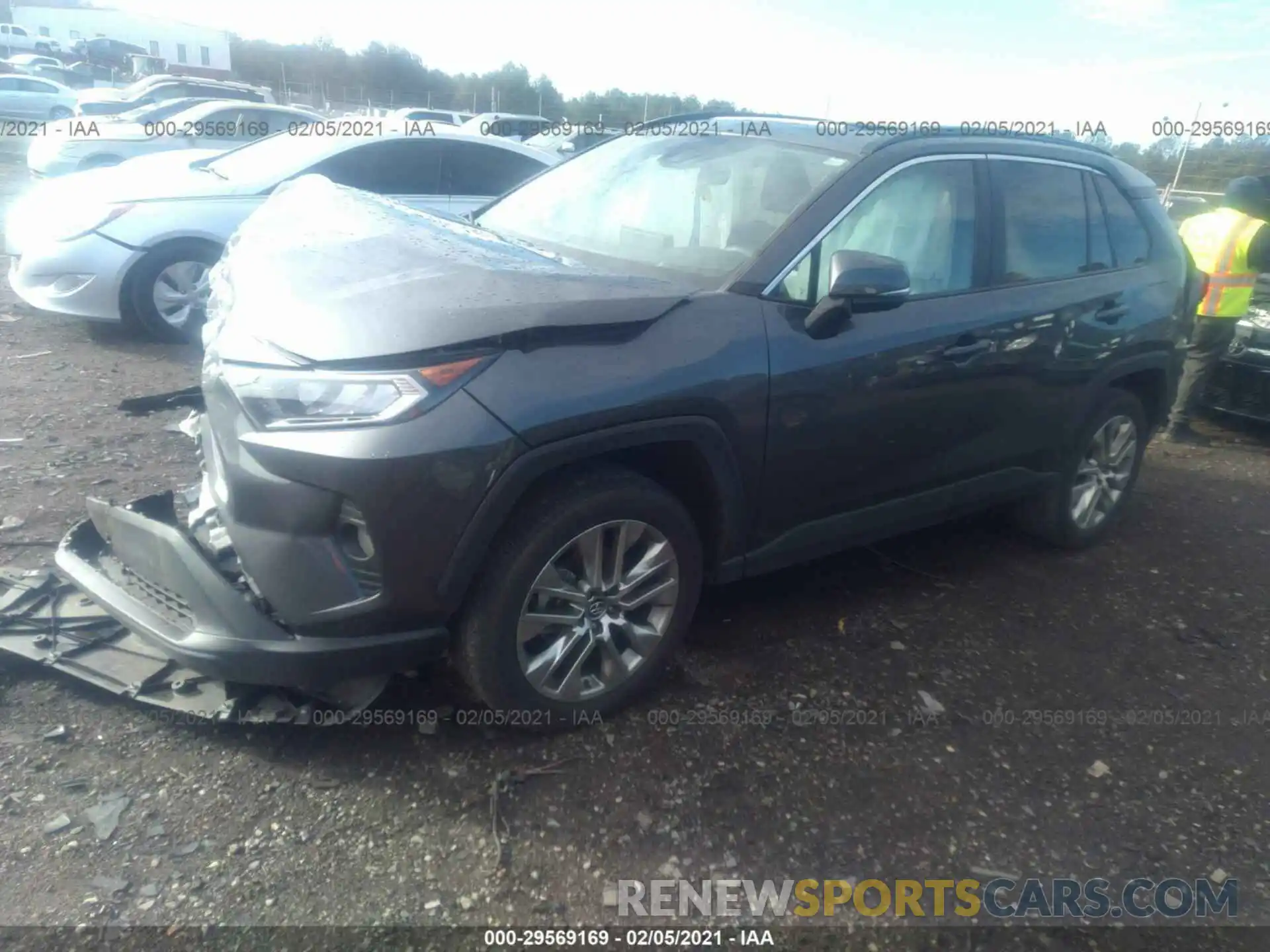 2 Photograph of a damaged car 2T3C1RFV0KW049280 TOYOTA RAV4 2019