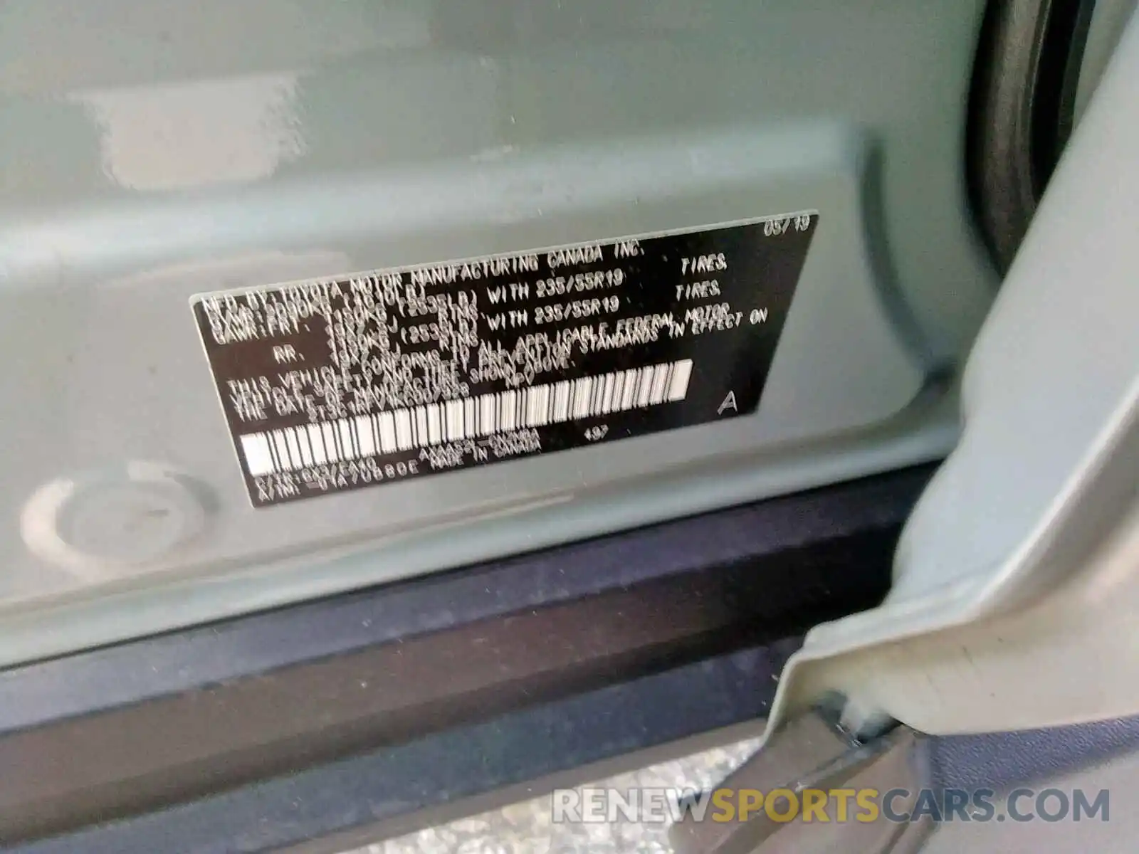 10 Photograph of a damaged car 2T3C1RFV1KC007928 TOYOTA RAV4 2019