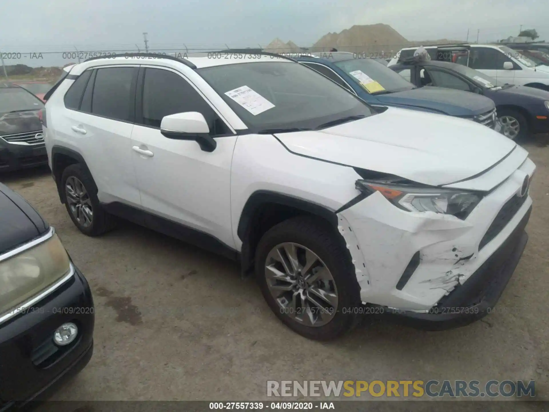 1 Photograph of a damaged car 2T3C1RFV1KC019772 TOYOTA RAV4 2019