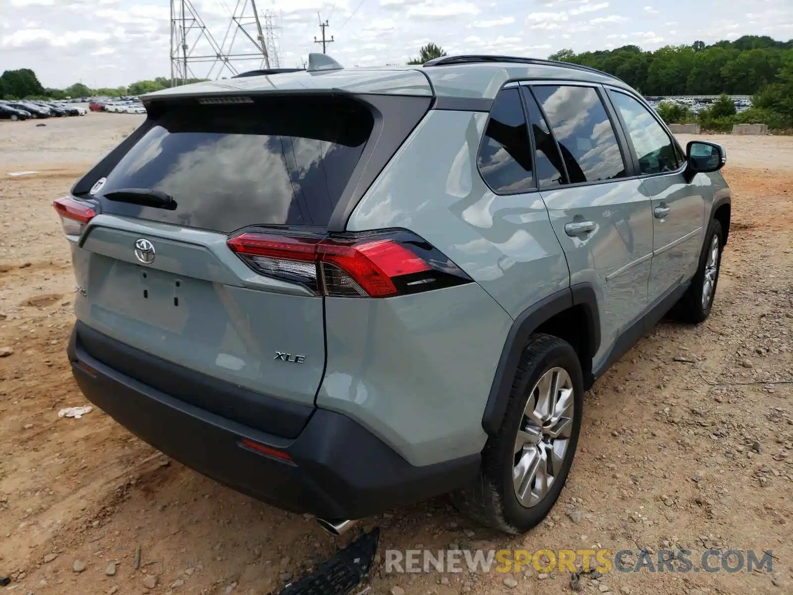 4 Photograph of a damaged car 2T3C1RFV1KW012500 TOYOTA RAV4 2019