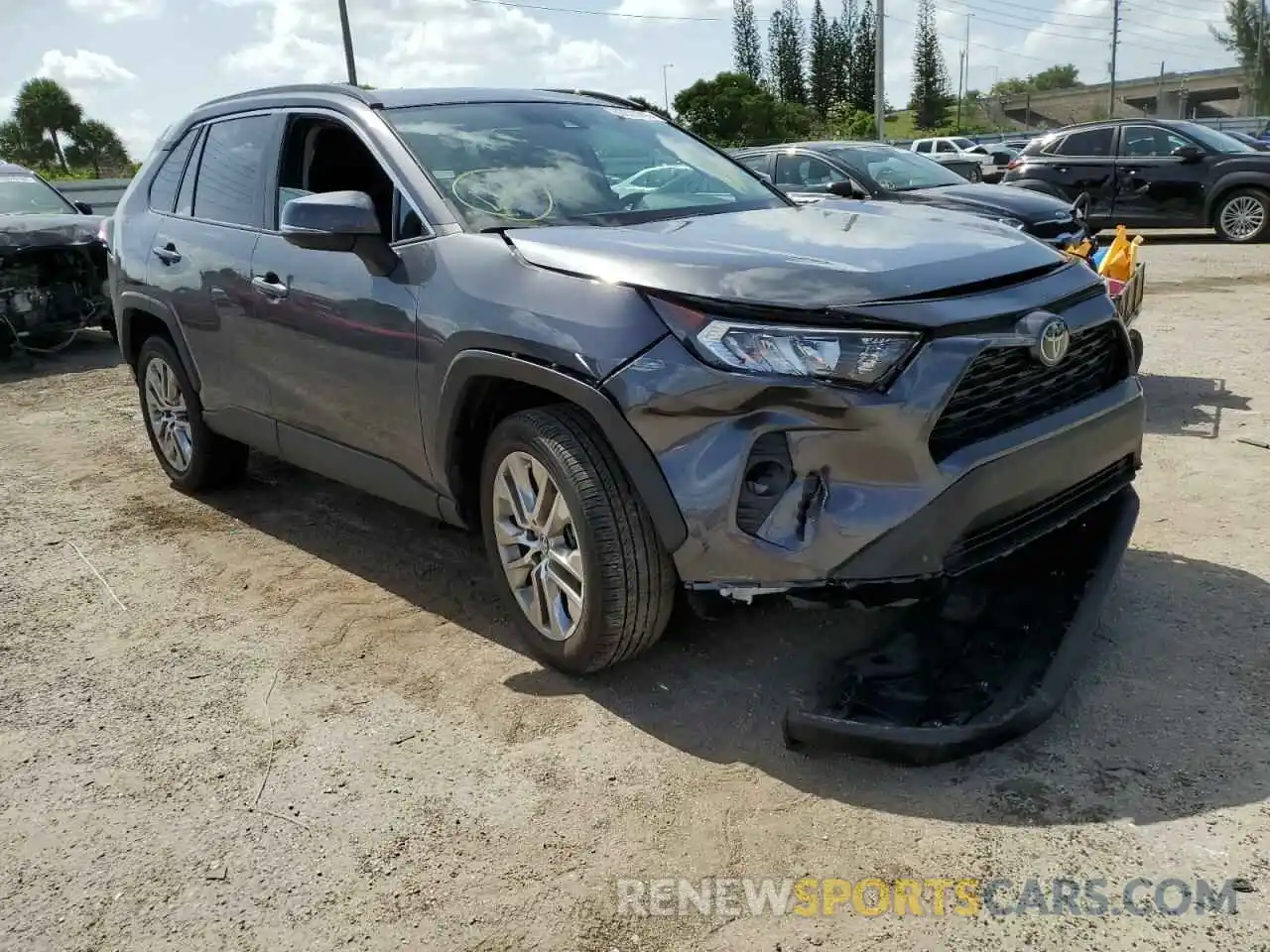 1 Фотография поврежденного автомобиля 2T3C1RFV1KW027398 TOYOTA RAV4 2019