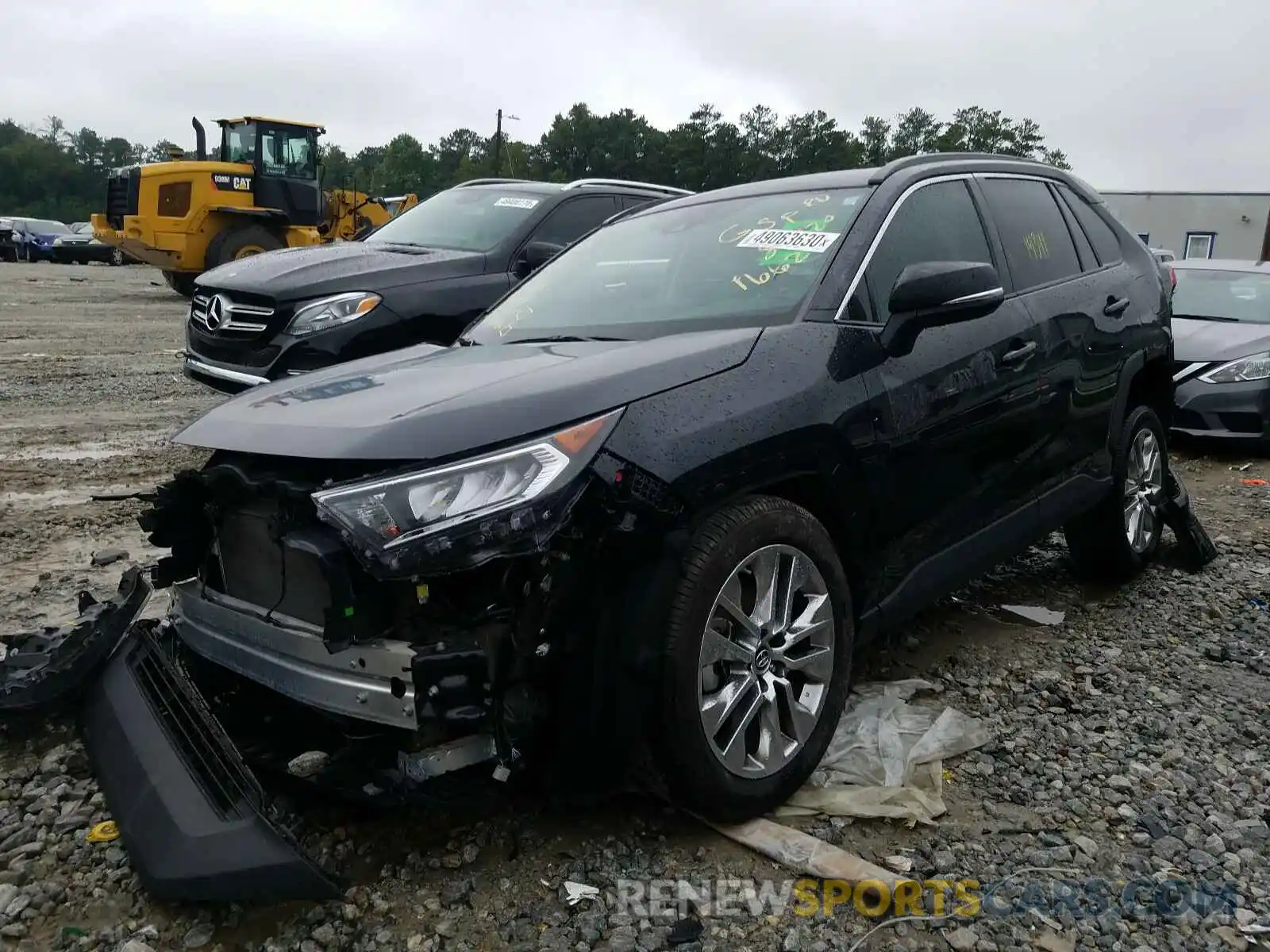 2 Photograph of a damaged car 2T3C1RFV1KW031662 TOYOTA RAV4 2019