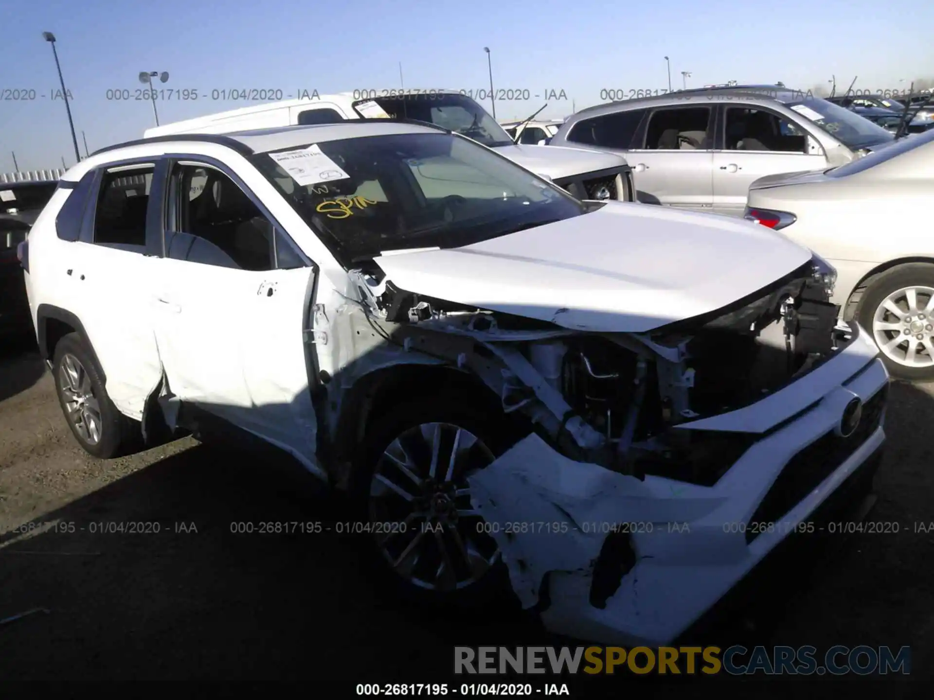 1 Photograph of a damaged car 2T3C1RFV1KW044136 TOYOTA RAV4 2019