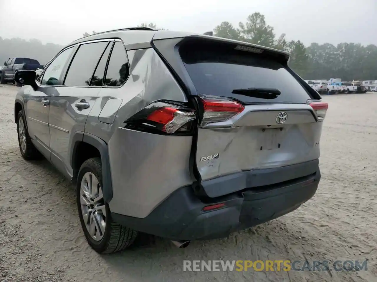 3 Photograph of a damaged car 2T3C1RFV1KW048378 TOYOTA RAV4 2019