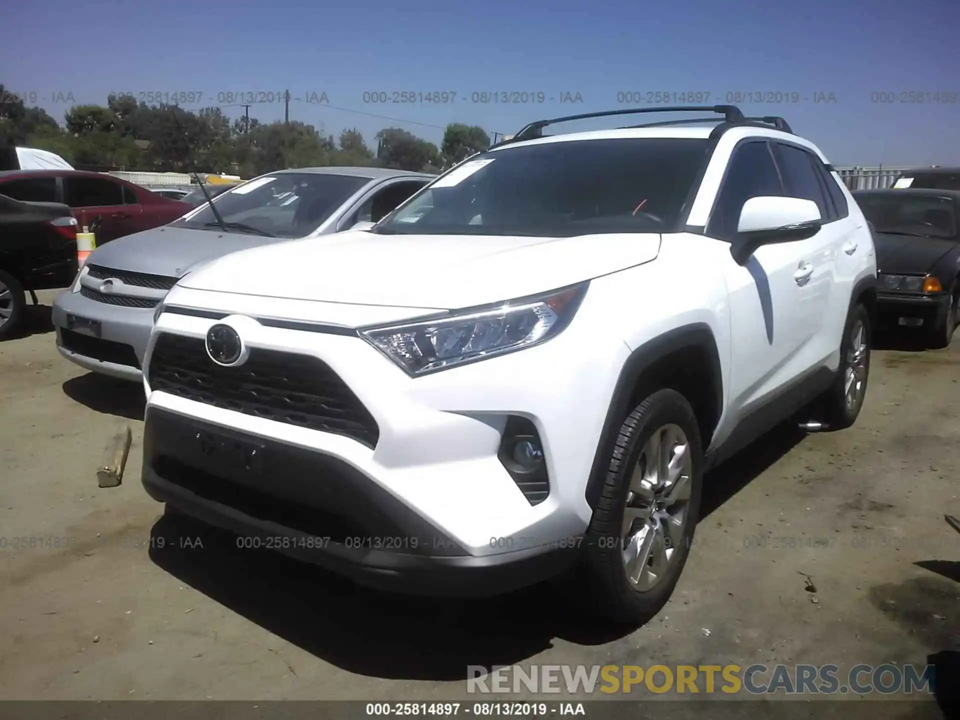 2 Photograph of a damaged car 2T3C1RFV2KC001894 TOYOTA RAV4 2019