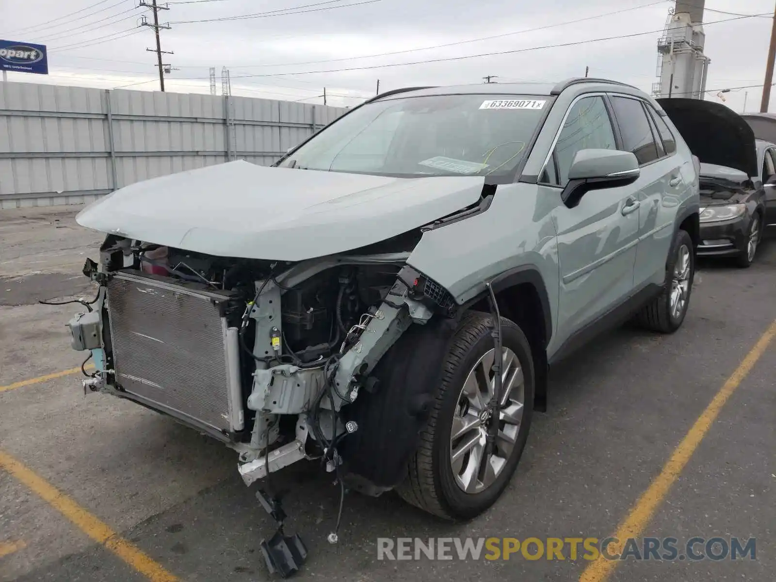 2 Photograph of a damaged car 2T3C1RFV2KC020669 TOYOTA RAV4 2019