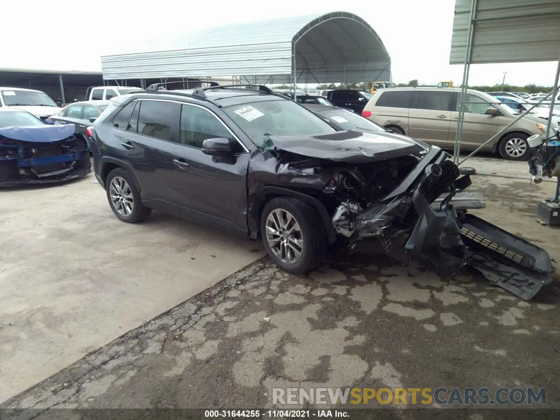 1 Photograph of a damaged car 2T3C1RFV2KC029615 TOYOTA RAV4 2019