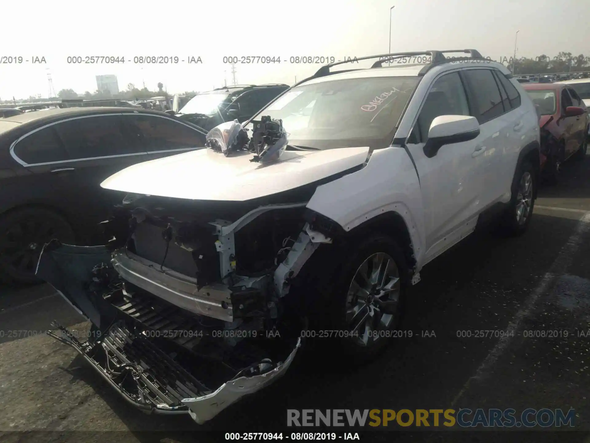 2 Photograph of a damaged car 2T3C1RFV2KW010562 TOYOTA RAV4 2019