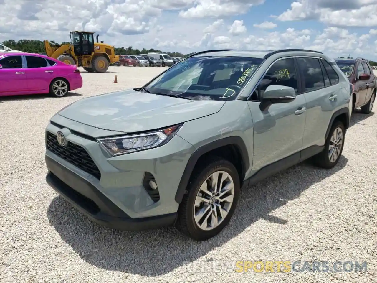 2 Photograph of a damaged car 2T3C1RFV2KW044162 TOYOTA RAV4 2019