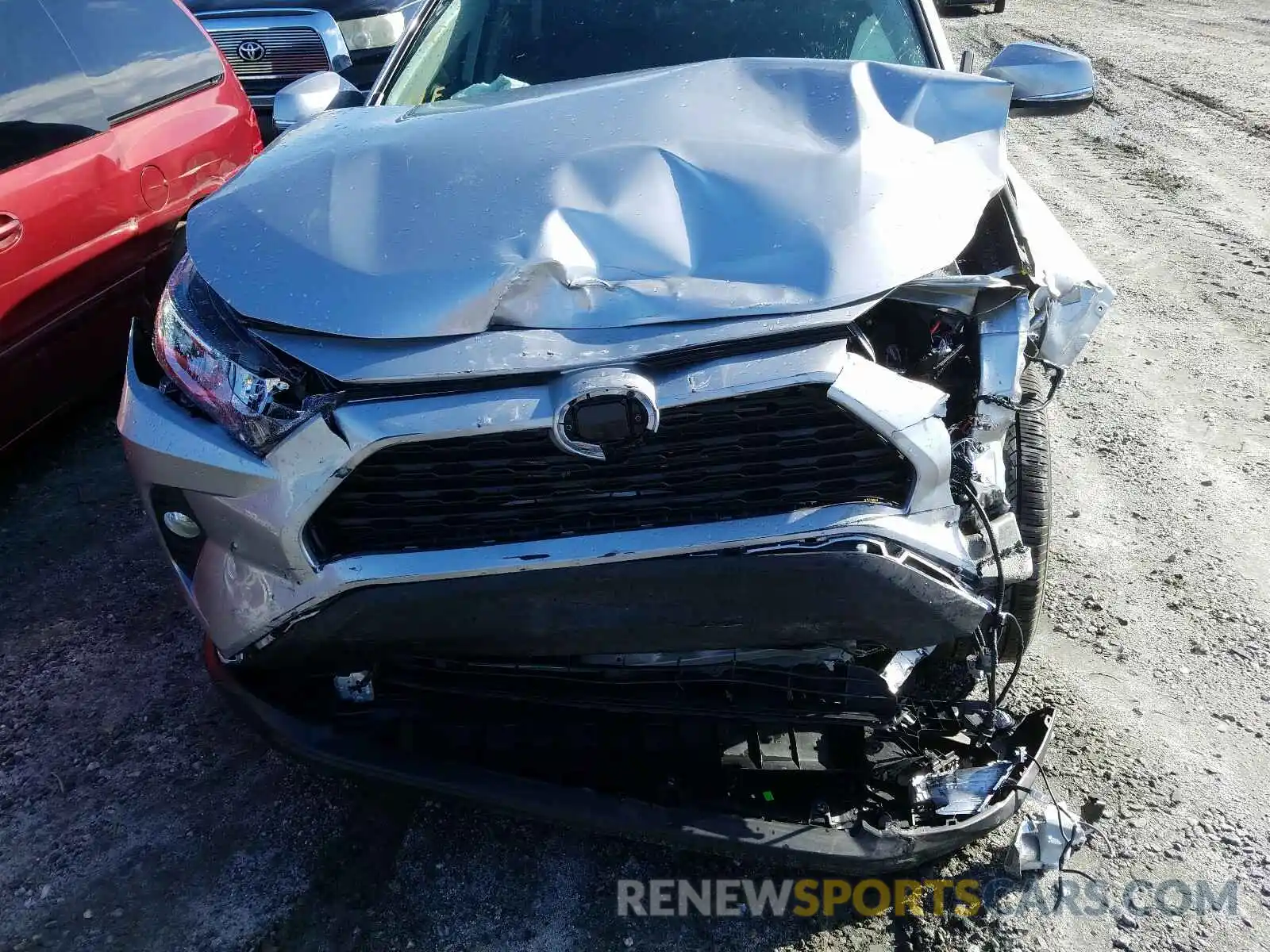 6 Photograph of a damaged car 2T3C1RFV3KC015657 TOYOTA RAV4 2019