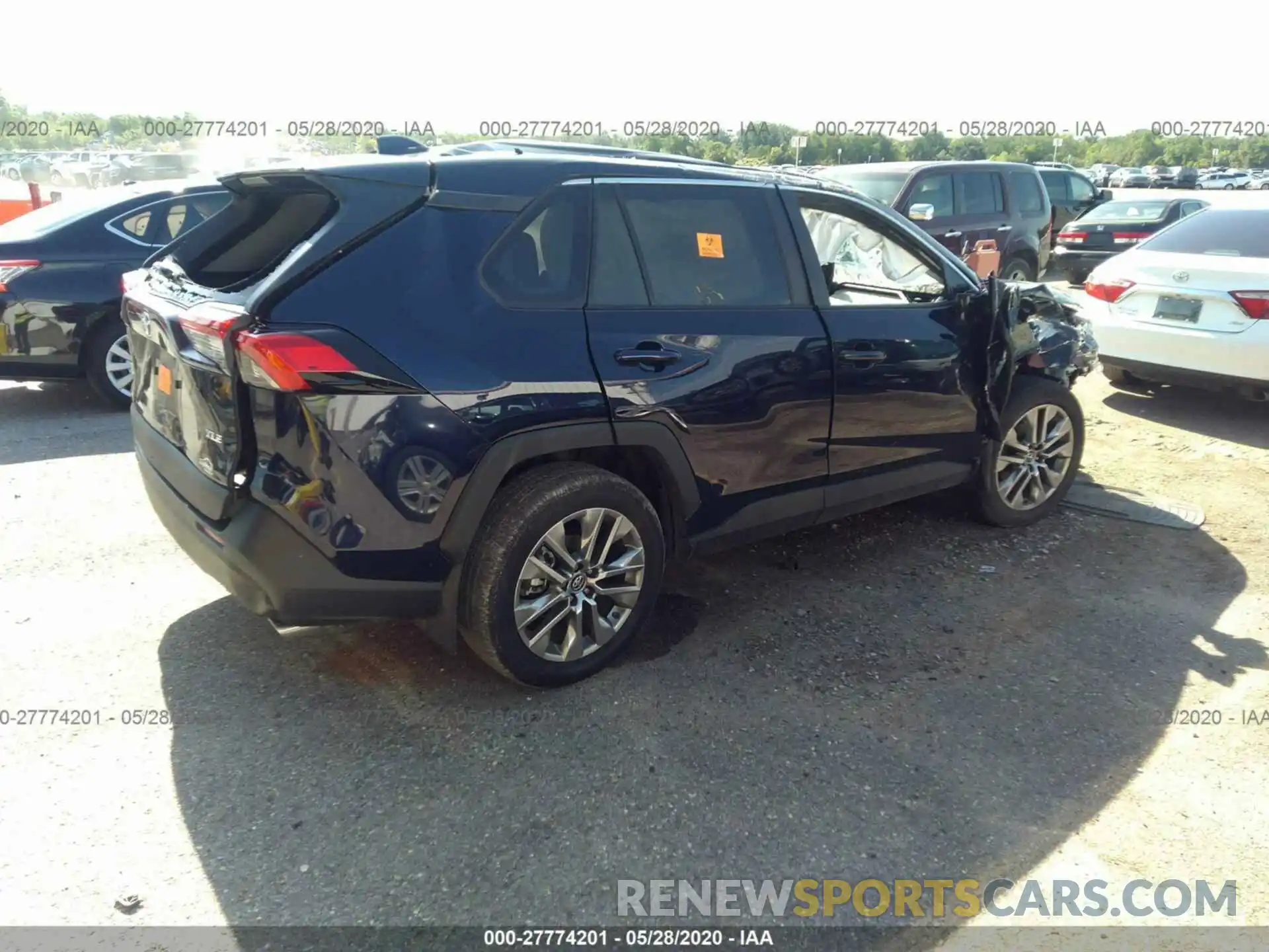 4 Фотография поврежденного автомобиля 2T3C1RFV3KC025573 TOYOTA RAV4 2019